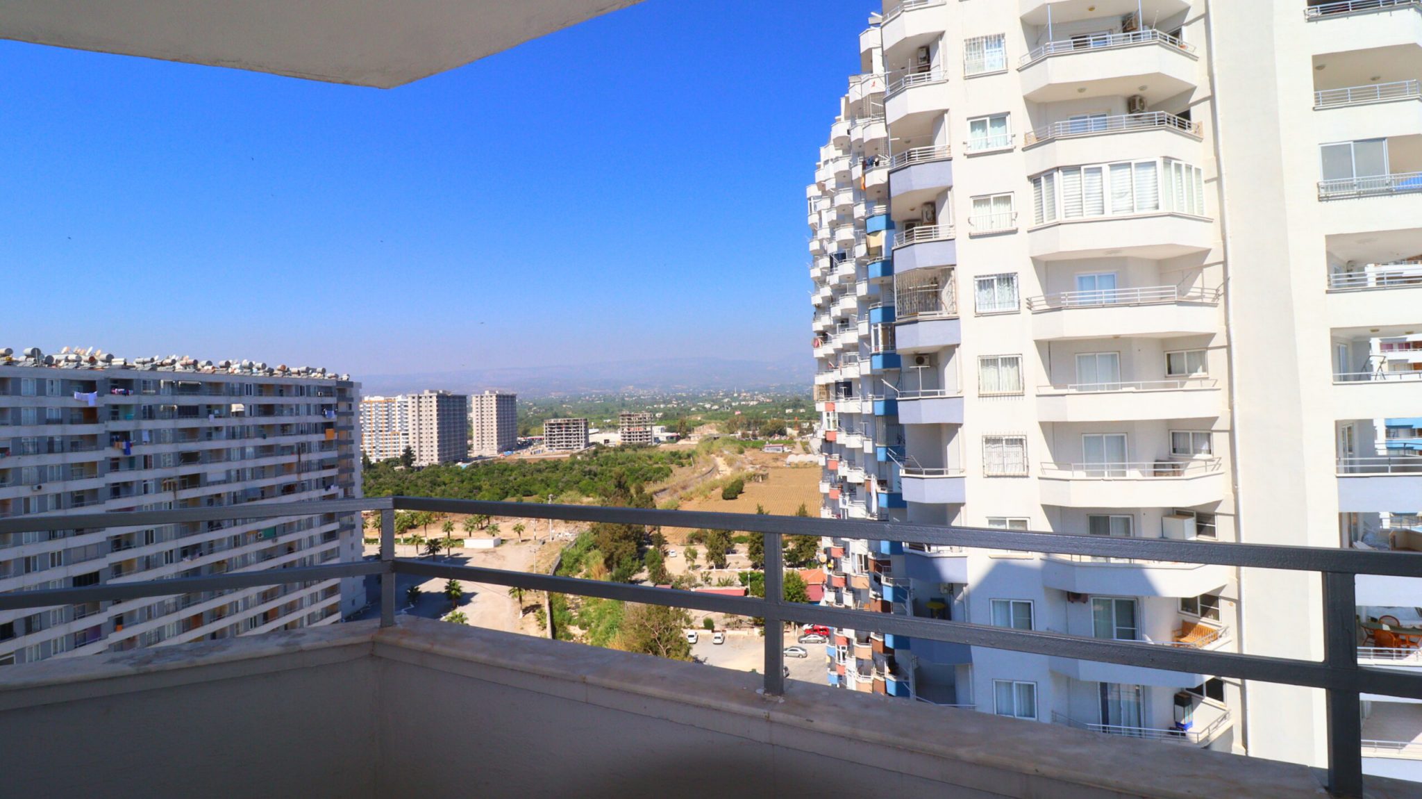 Mersin Erdemli Tömük Flamingo 3 Sitesi Eşyalı Satılık 3+1 Geniş Daire