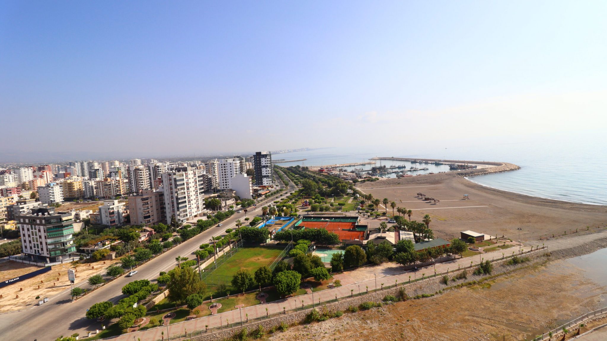 Mersin Erdemli Alata Park Sitesi Denize Sıfır 4+1 Satılık Daire