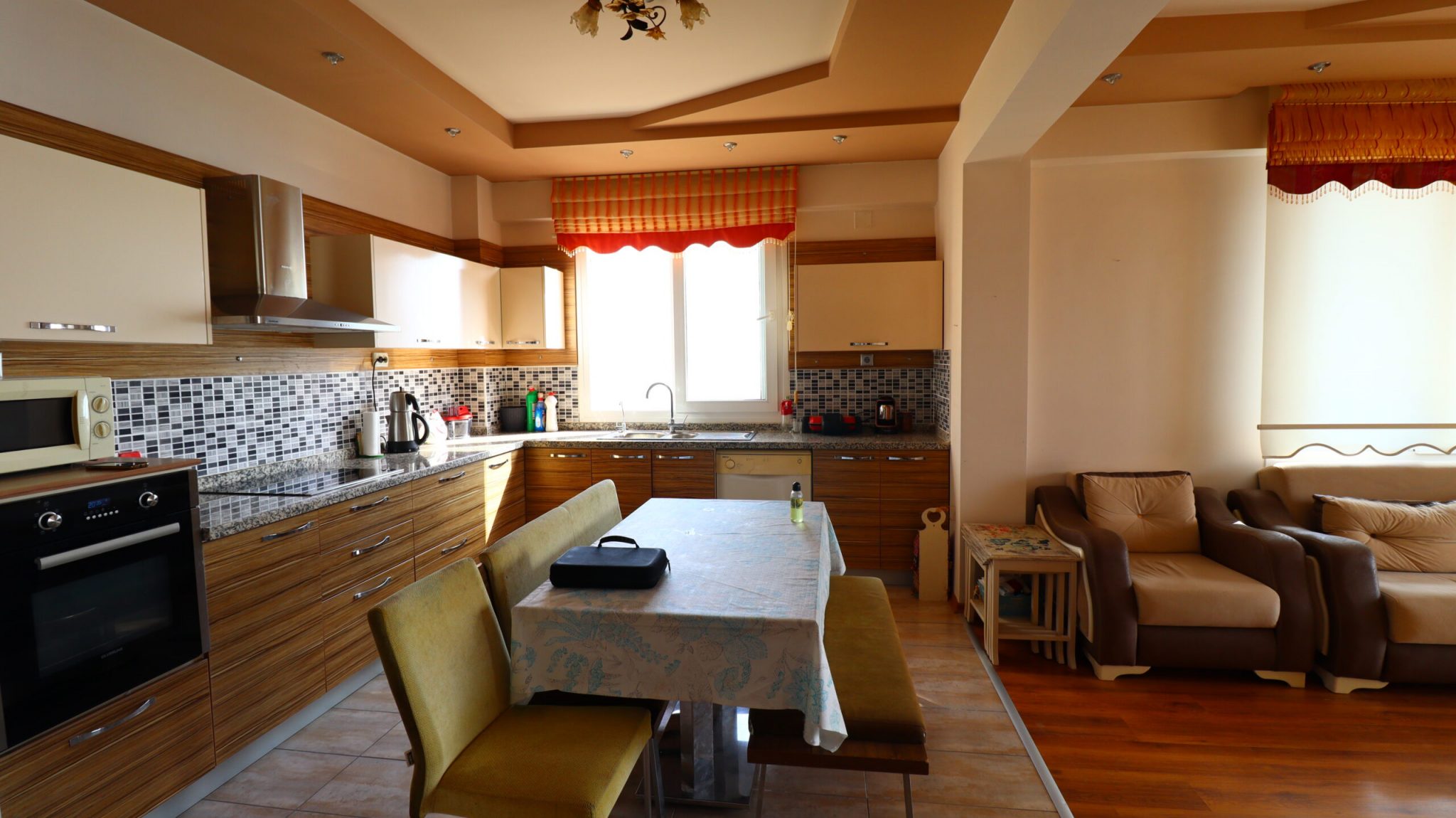Mersin Erdemli Alata Park Sitesi Denize Sıfır 4+1 Satılık Daire