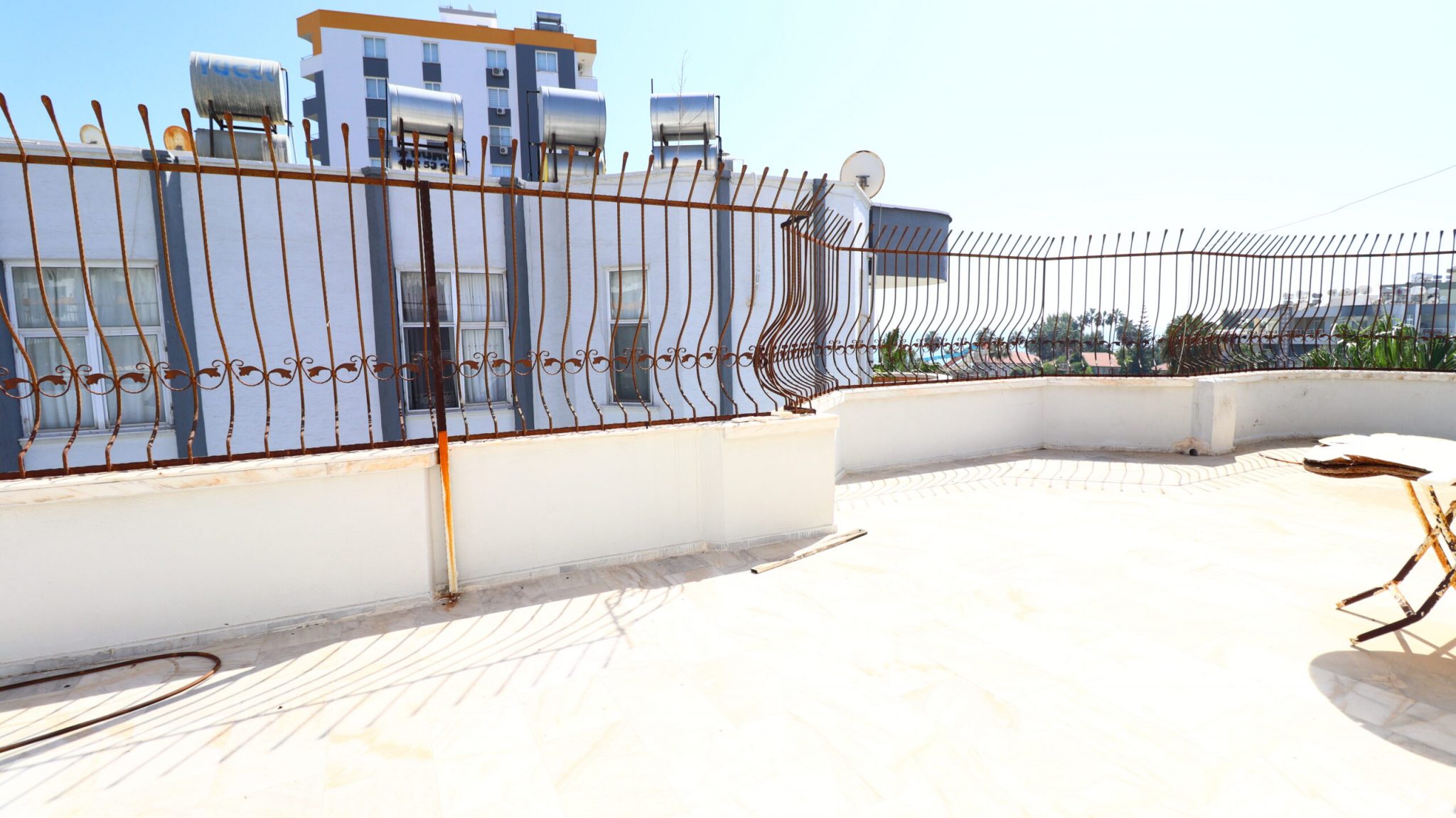 Mersin Erdemli Kargıpınarı Bahama Sitesi Satılık 3+1 Teras Katı Daire