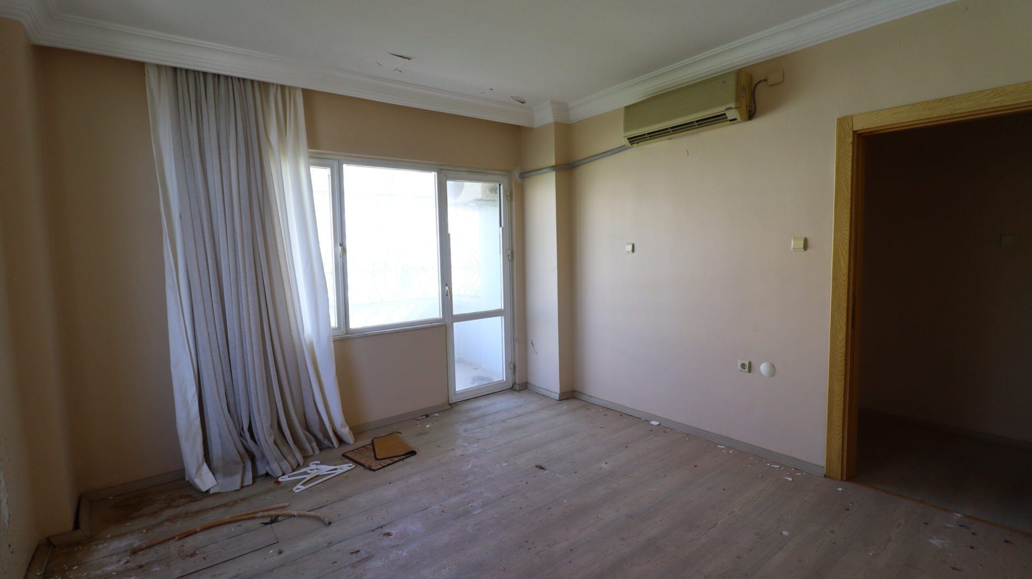 Mersin Erdemli Kargıpınarı Bahama Sitesi Satılık 3+1 Teras Katı Daire