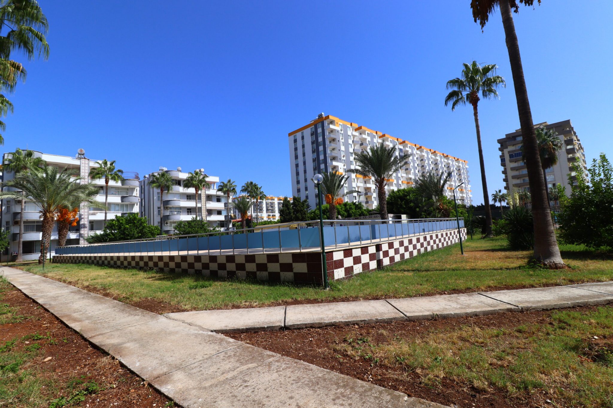 Mersin Erdemli Kargıpınarı Bahama Sitesi Satılık 3+1 Teras Katı Daire
