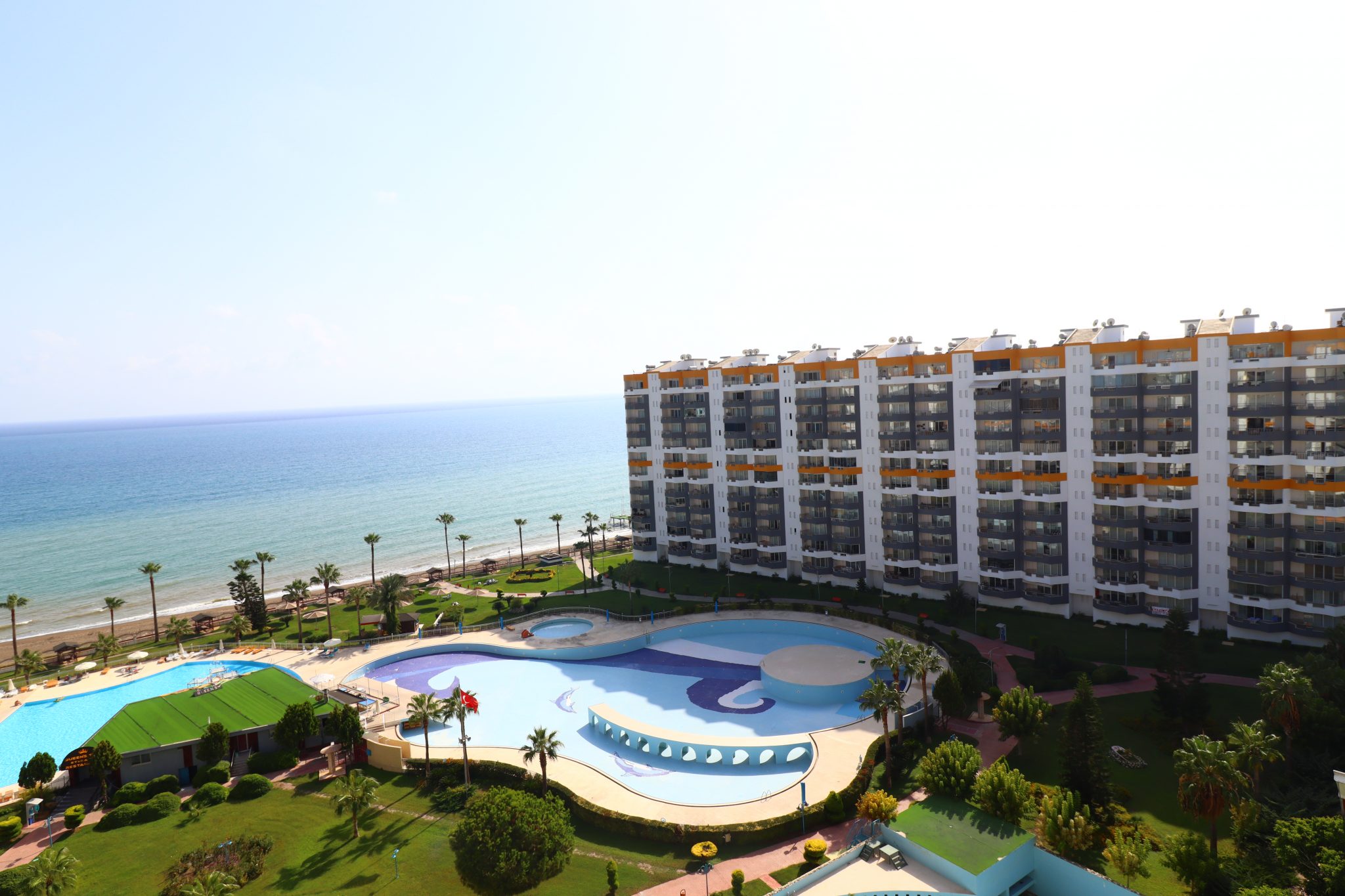 Mersin Erdemli Kargipınarı Queenaba Site 3+1 Geeignete Wohnung zu verkaufen