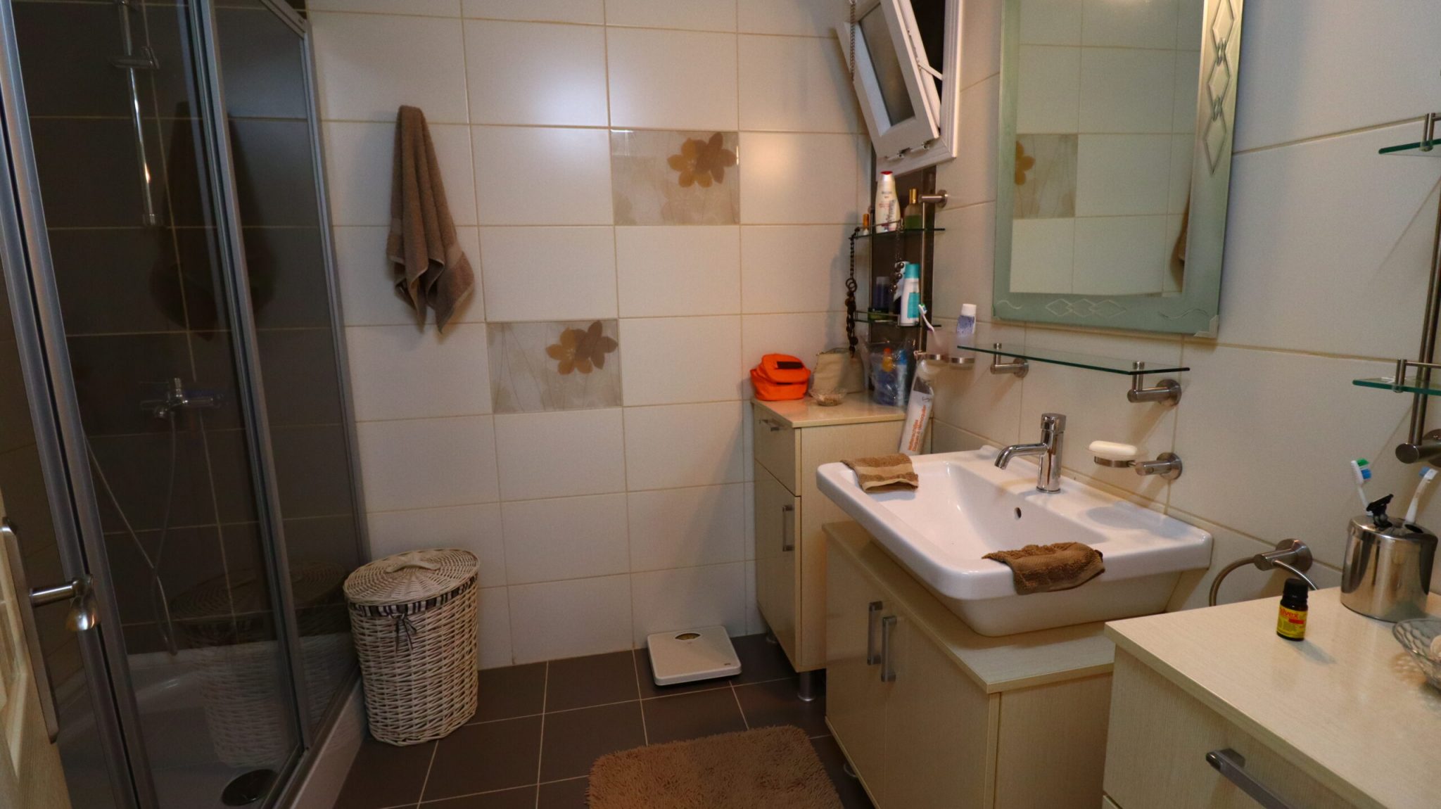 Mersin Erdemli Kargıpınarı Queenaba Sitesi Satılık 3+1  Uygun  Daire