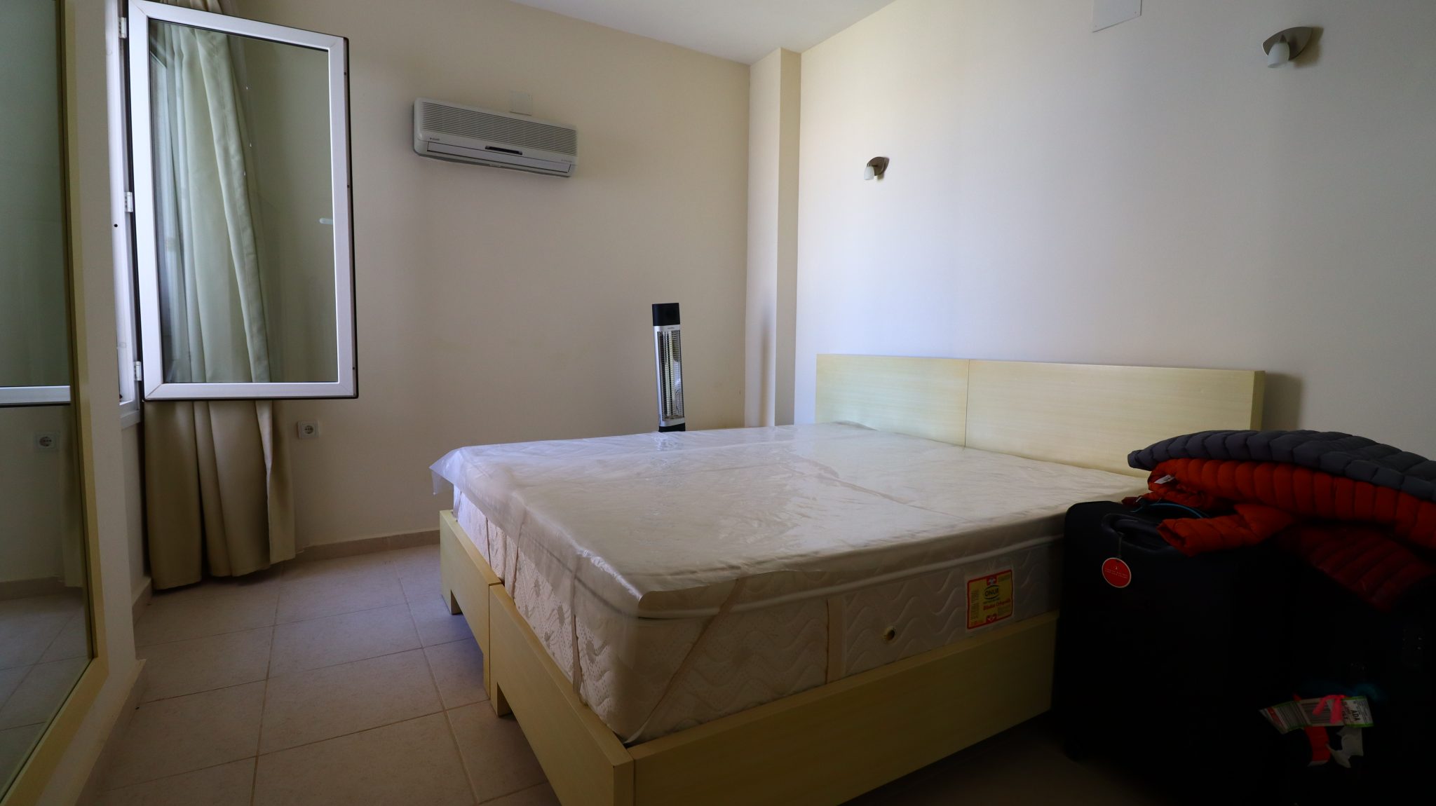 Mersin Erdemli Kargipınarı Queenaba Site 3+1 Geeignete Wohnung zu verkaufen