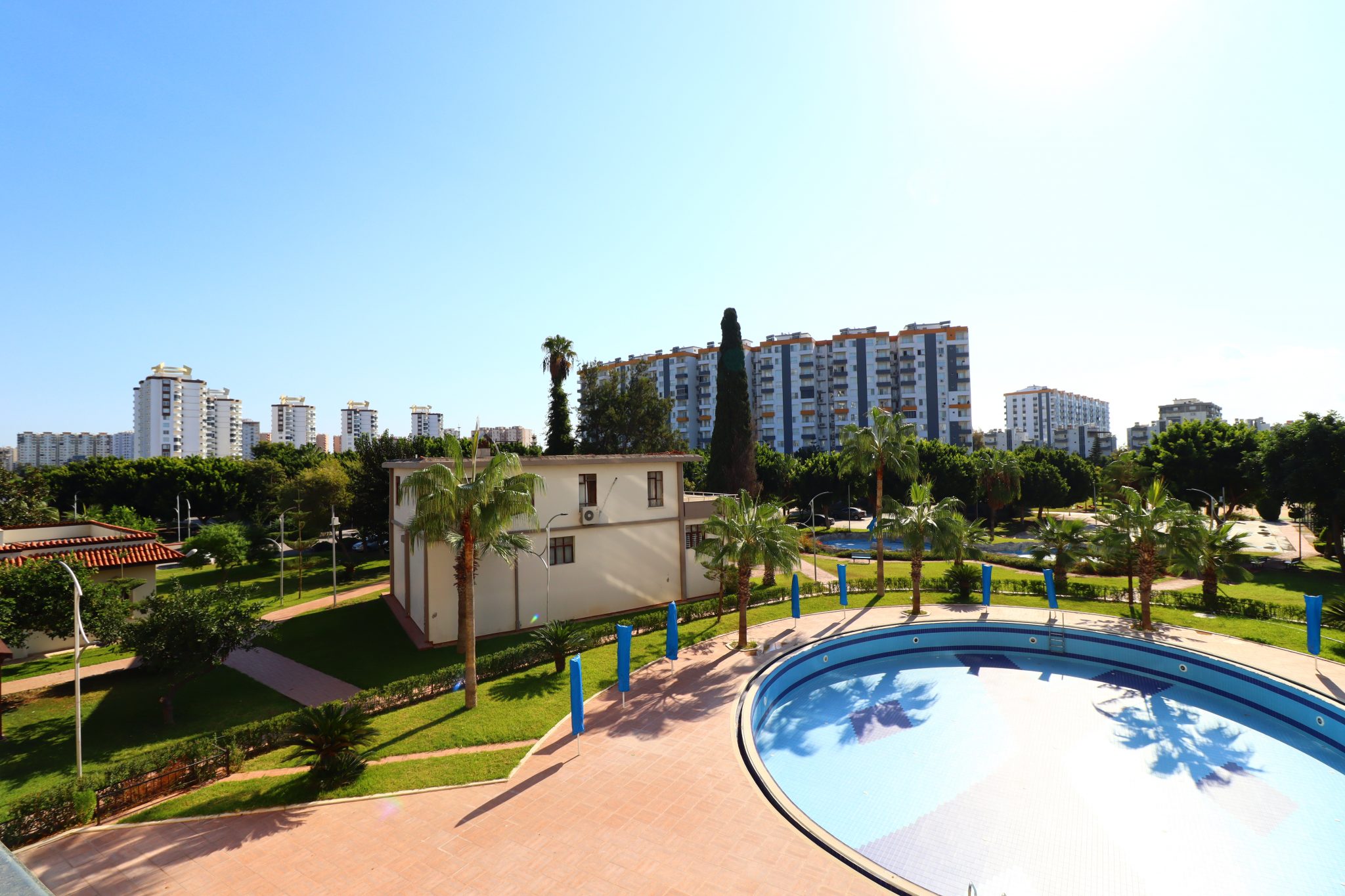 Mersin Erdemli Kargipınarı Queenaba 3 Komplex Möblierte 1+1 Wohnung zu vermieten