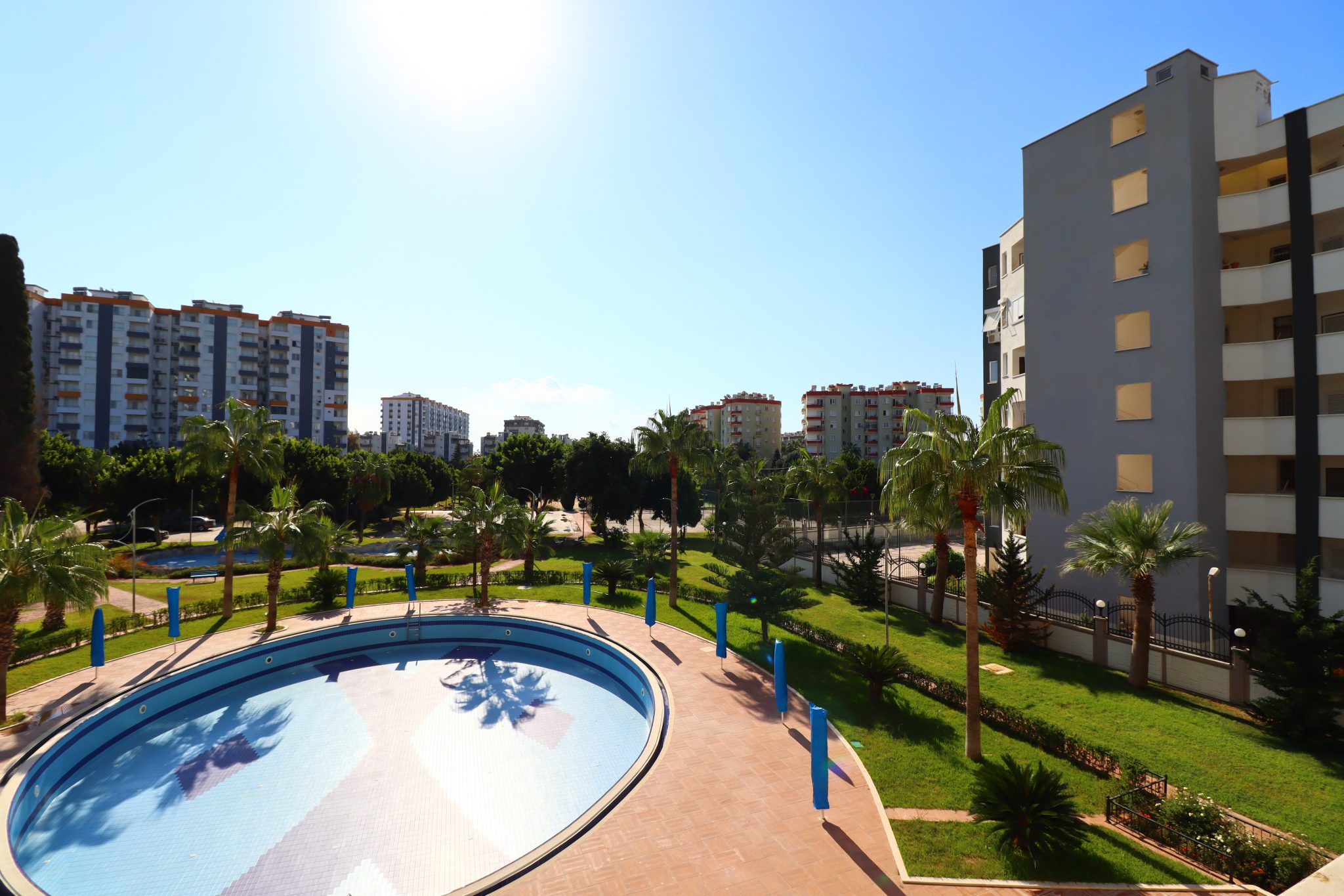 Mersin Erdemli Kargipınarı Queenaba 3 Komplex Möblierte 1+1 Wohnung zu vermieten