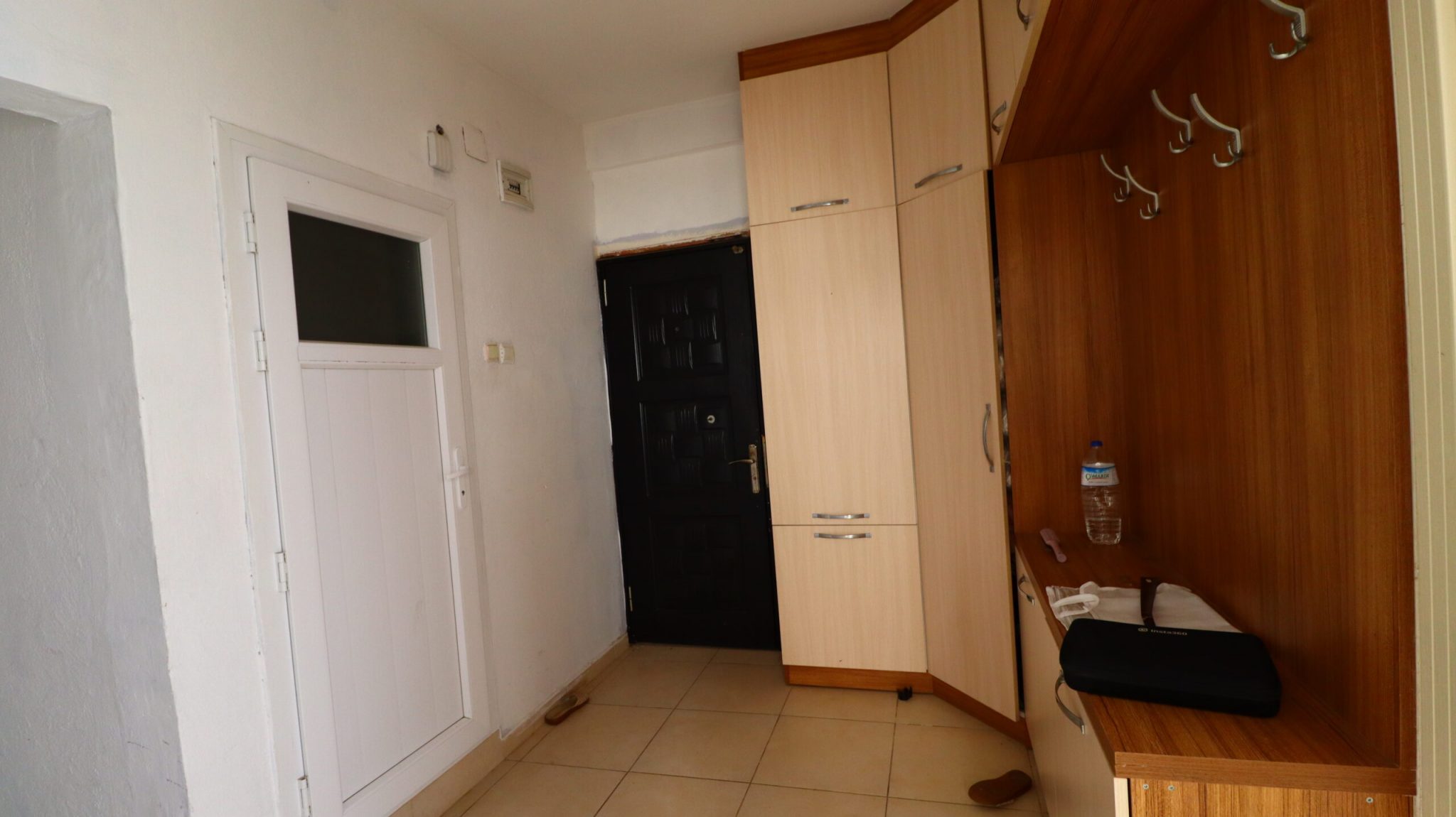Mersin Erdemli Merkez Denize Sıfır Eşyalı Kiralık  3+1 Daire