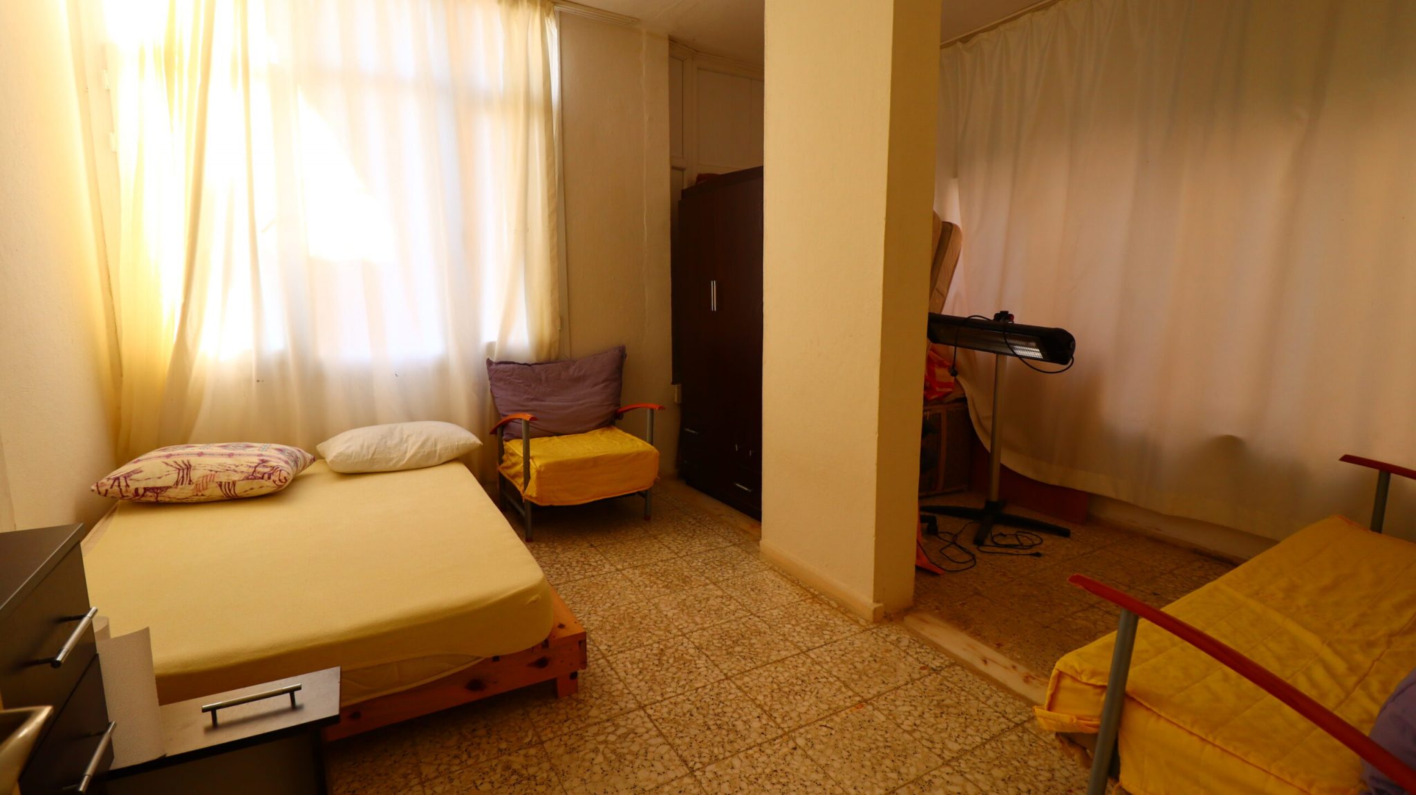 Mersin Erdemli Merkez Denize Sıfır Eşyalı Kiralık  3+1 Daire