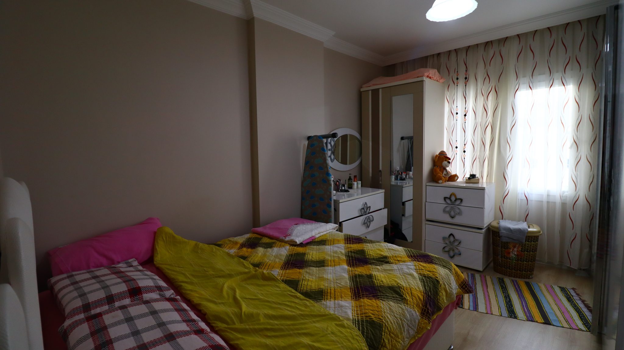 Mersin Erdemli Asagi Alata in Meeresnähe 2+1 Wohnung zu verkaufen