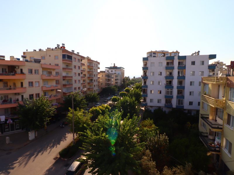 Mersin Erdemli Merkez Denize 100 mt Satılık 2+1 Daire