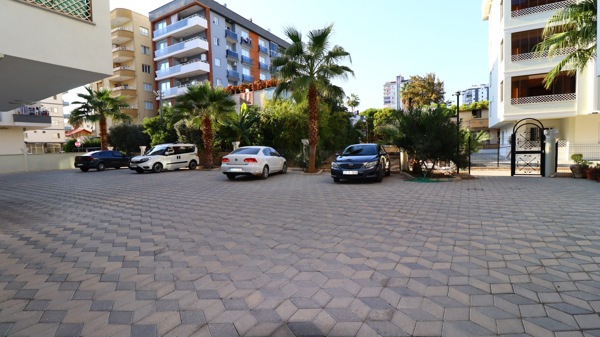 Erdemli Alata City Hanem Häuser 3+1 Wohnung zum Verkauf