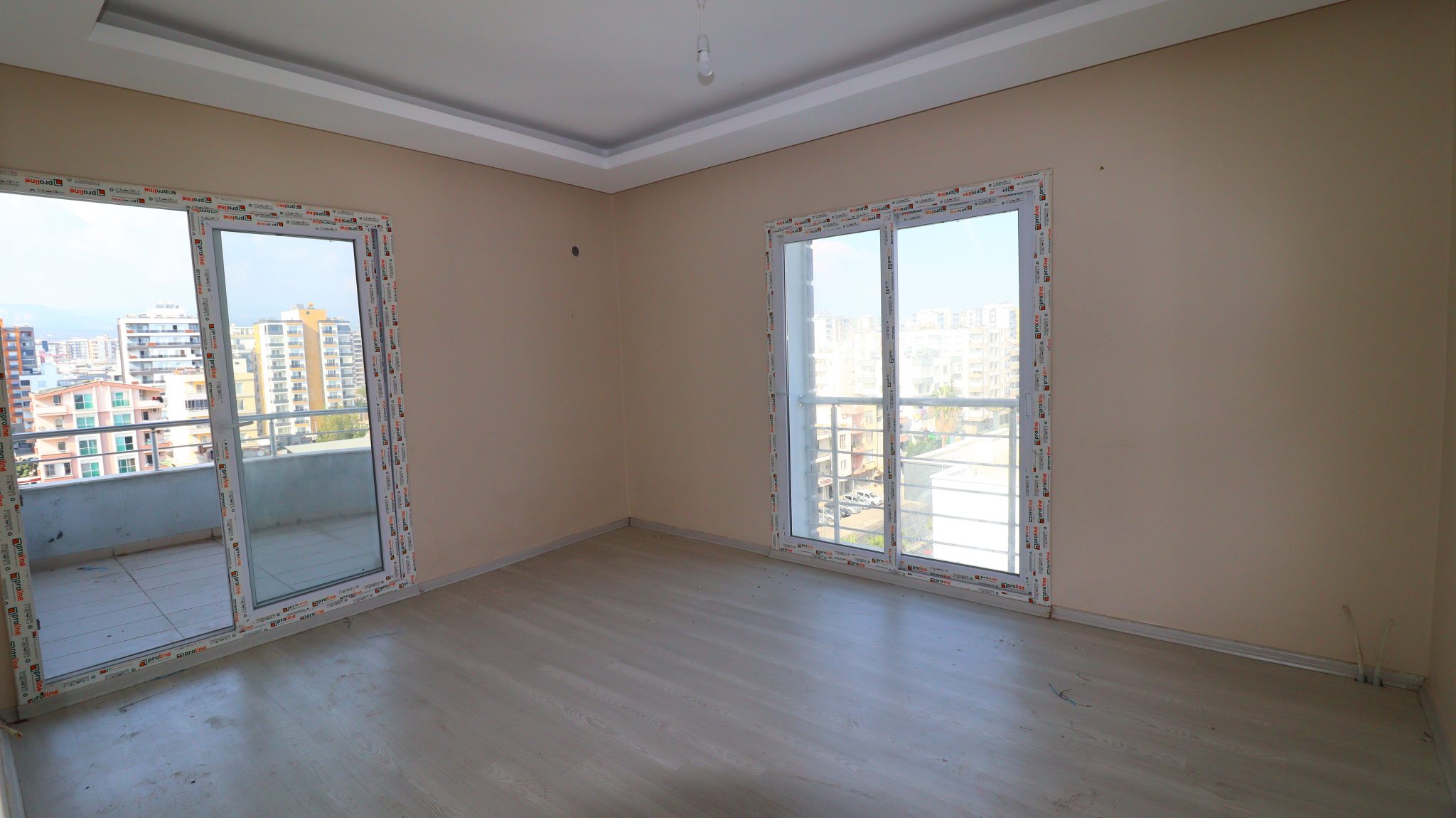 3+1 Independent Kitchen Flat for Sale in Mersin Erdemli with Mediterranean Sea View