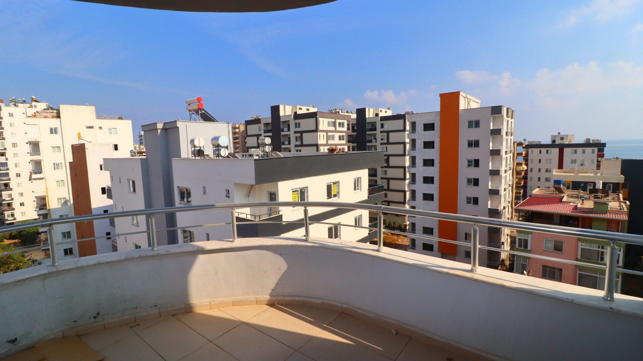 Mersin Erdemli Akdeniz Deniz Manzaralı Satılık 3+1 Bağımsız Mutfak Daire