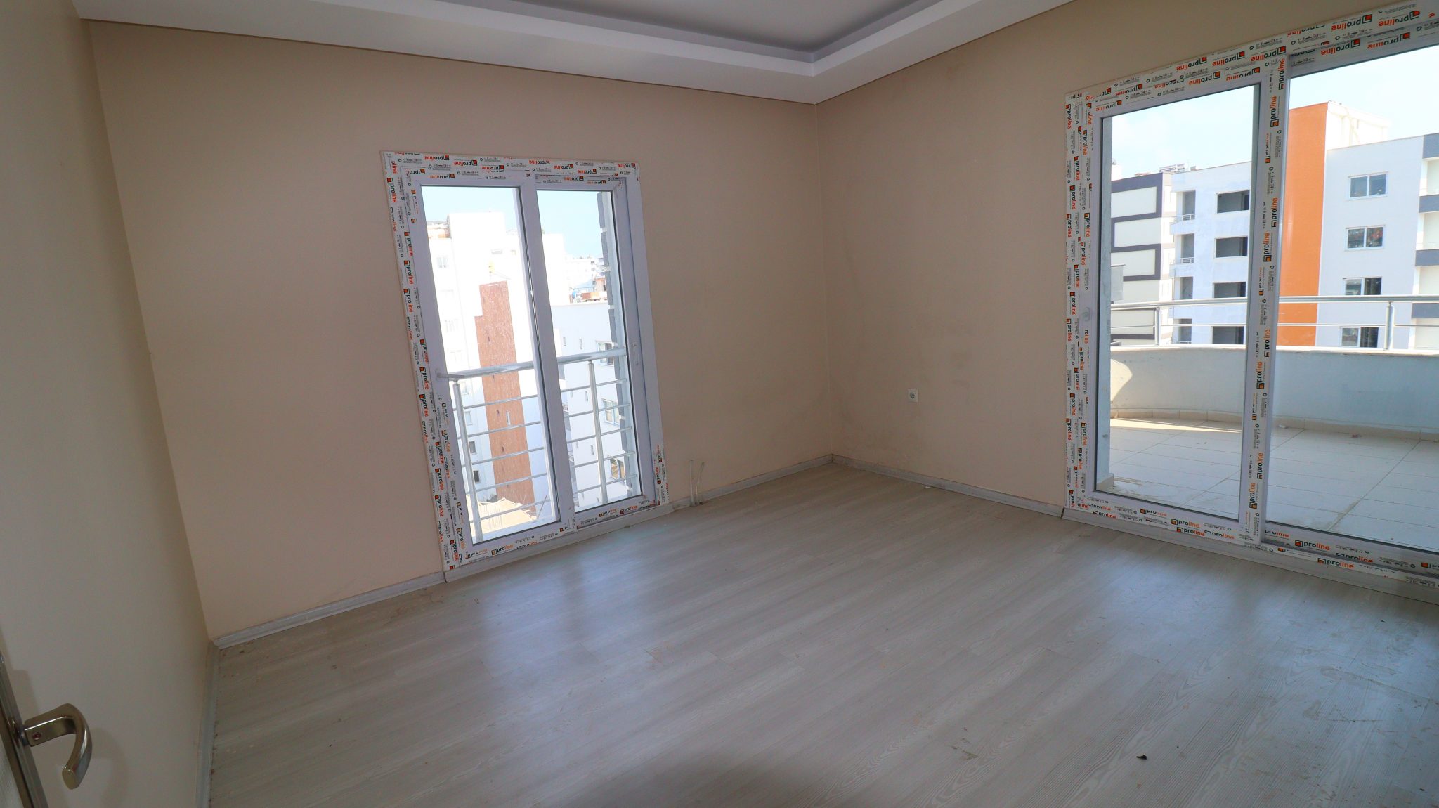 3+1 Independent Kitchen Flat for Sale in Mersin Erdemli with Mediterranean Sea View