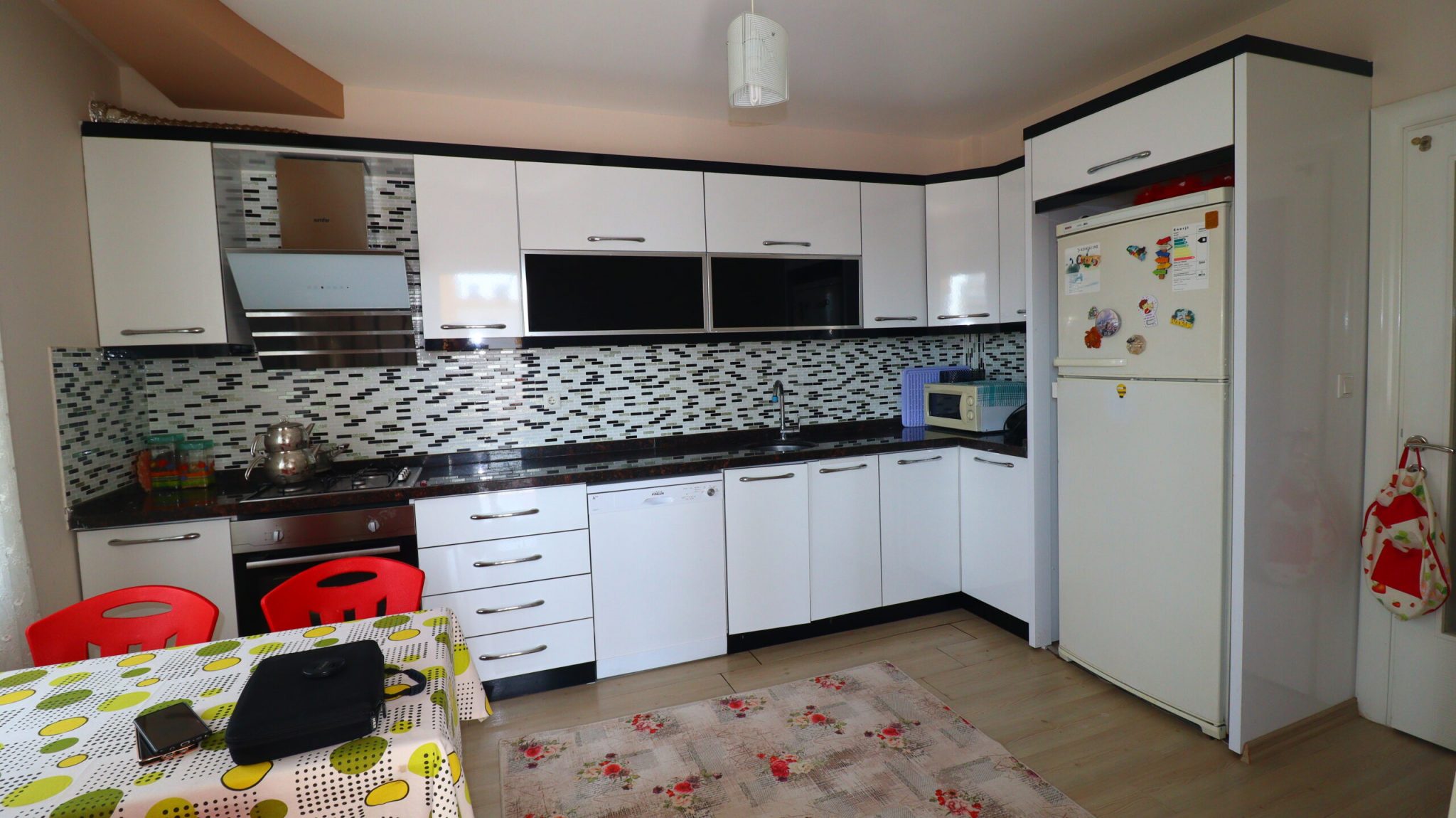Mersin Erdemli Alata Merintur 8 Sitesi 3+1 Bağımsız Mutfak Kiralık Daire