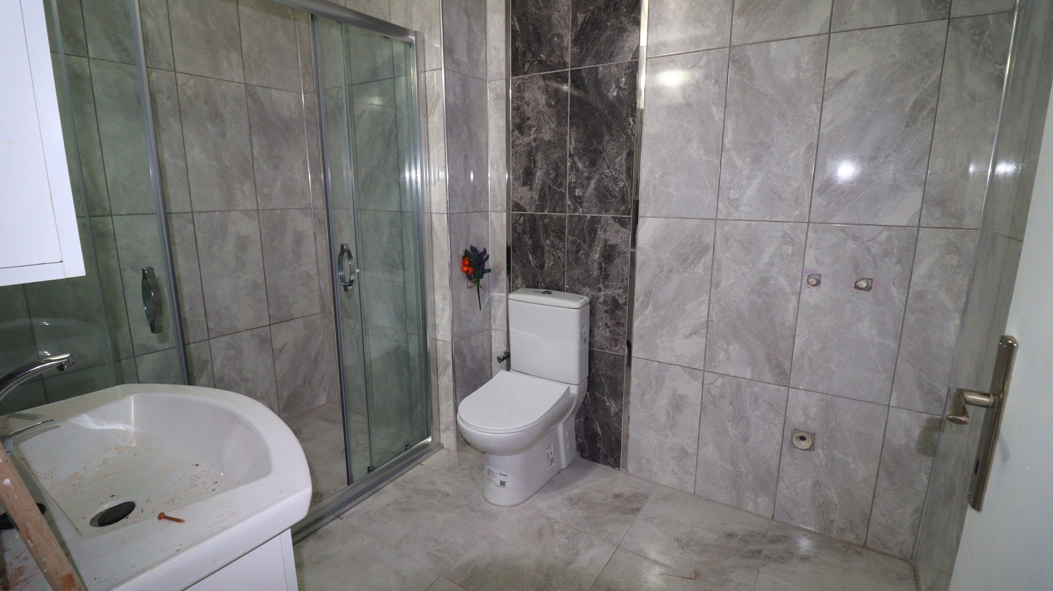 Mersin Erdemli Arpaçbahşiş Gümüştur 1 3+1 Wohnung am Pool zu verkaufen