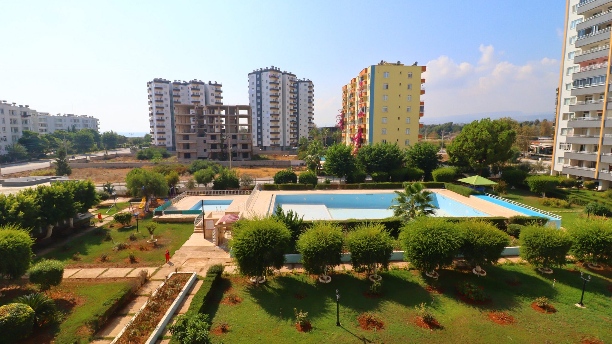 Mersin Erdemli Arpaçbahşiş Gümüştur 1 3+1 Satılık Havuz Cephe Daire