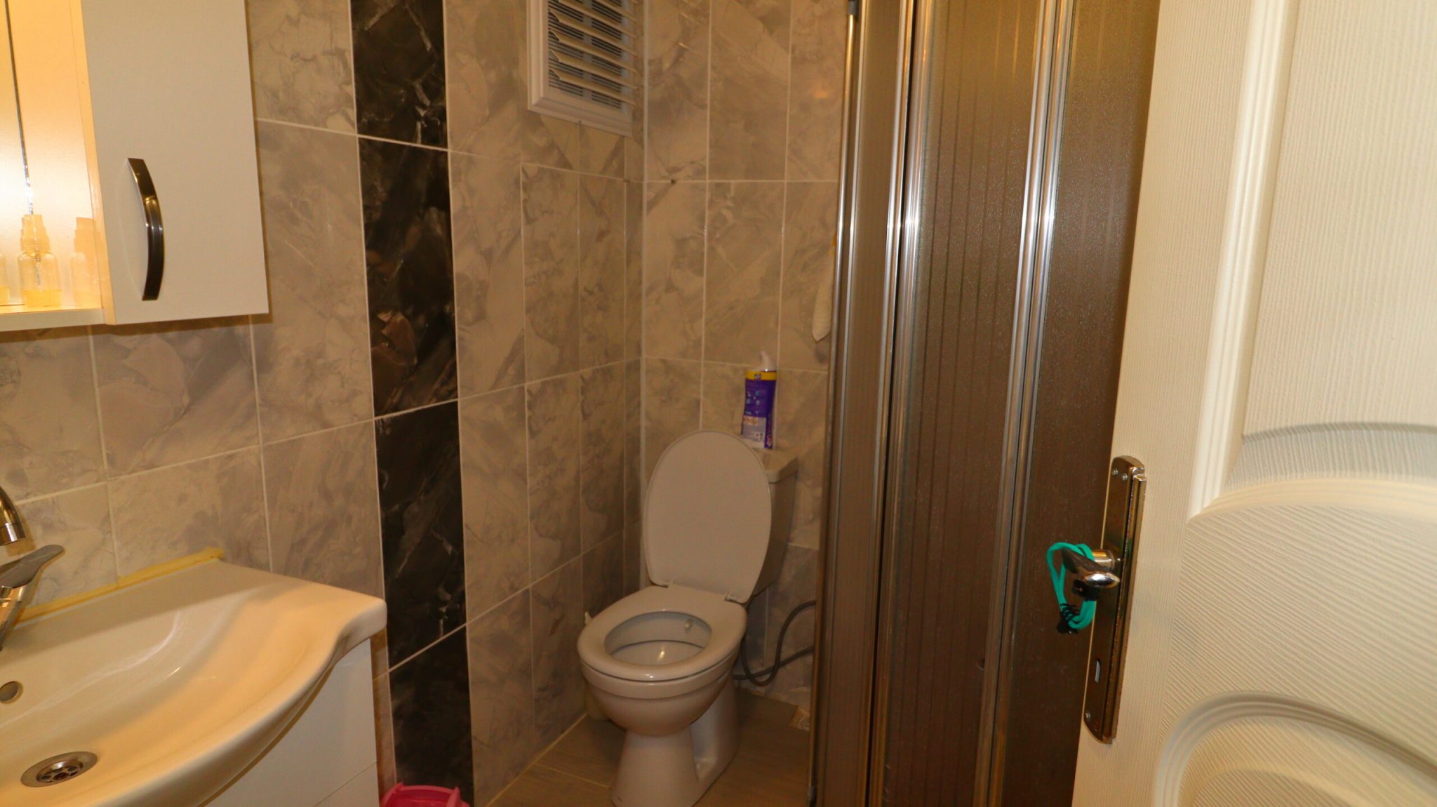 Mersin Erdemli Aşağı Alata Sahile Sıfır Satılık 2+1 Daire