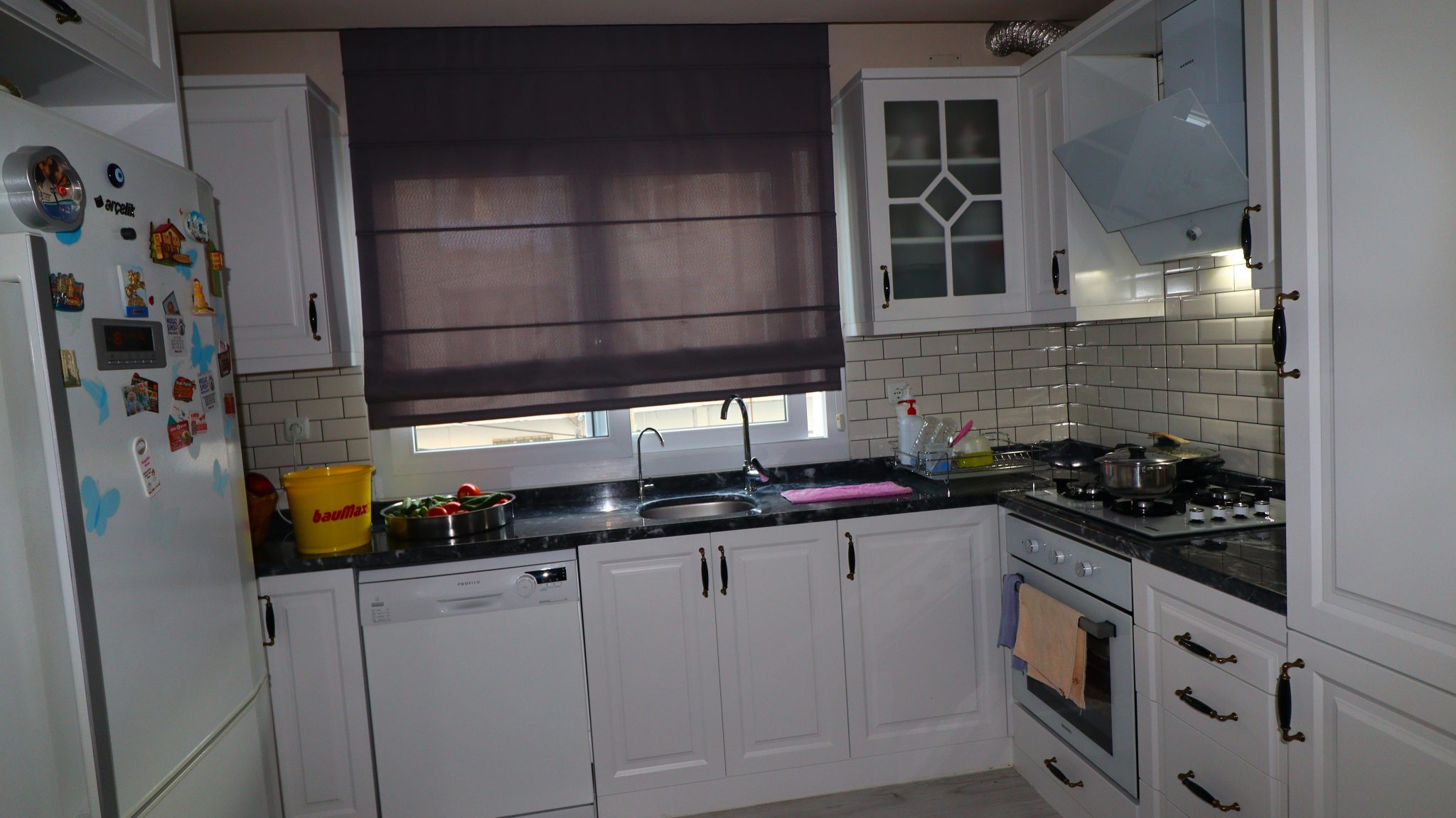 Mersin Erdemli Lower Alata Beachfront 2+1 Wohnung zu verkaufen