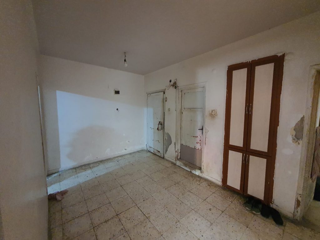 Mersin Erdemli Merkez Satılık Denize 100 mt 3+1 Kelepir Daire