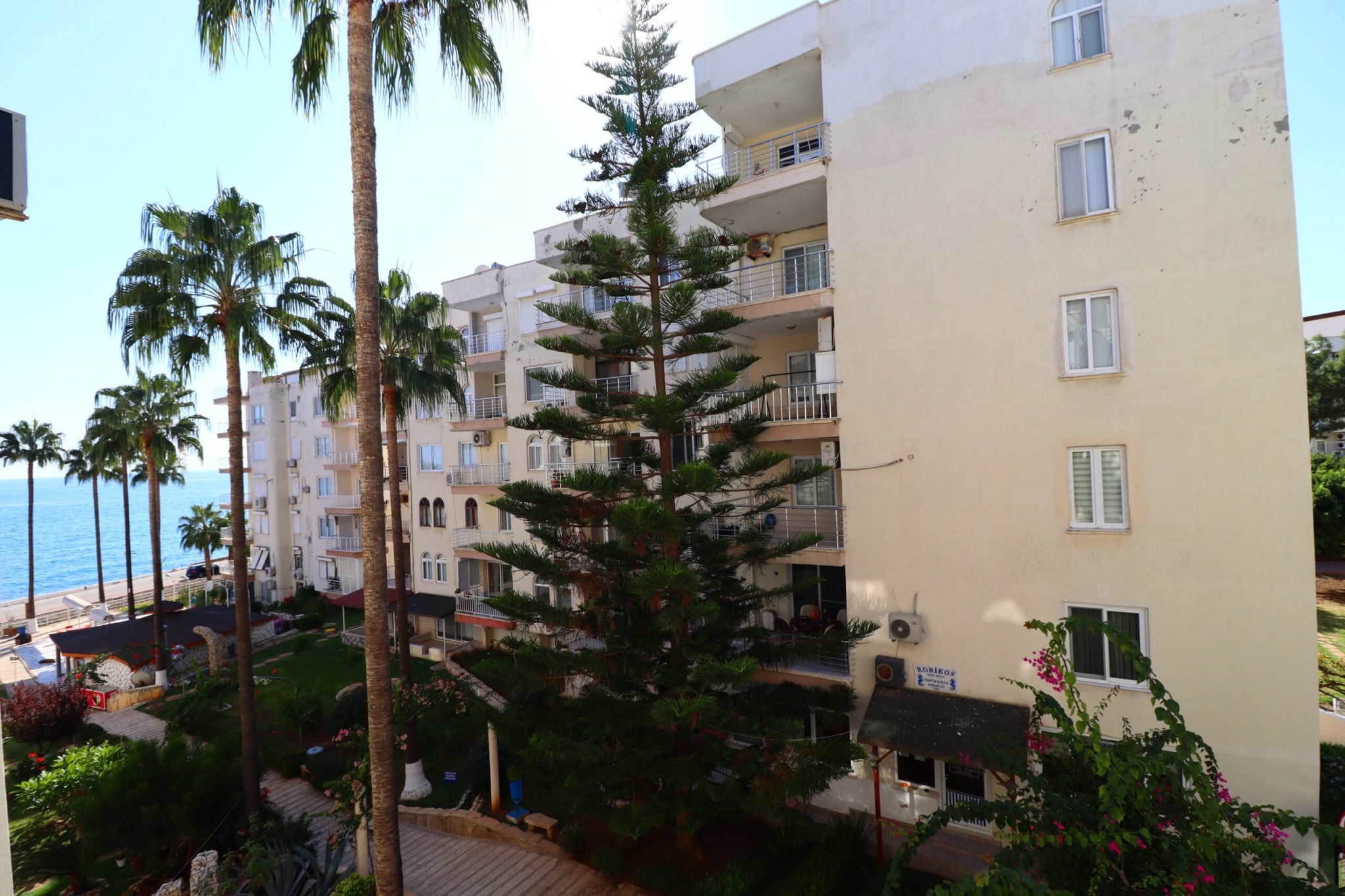 Mersin Erdemli Kumkuyu Korikos Sitesi Deniz Manzaralı  Eşyalı Kiralık 1+1 Daire
