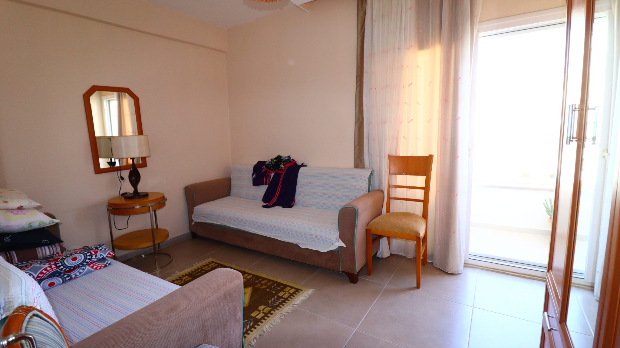 Mersin Erdemli Ayaş Korikos Site Meerblick Möblierte 1+1 Wohnung zu vermieten