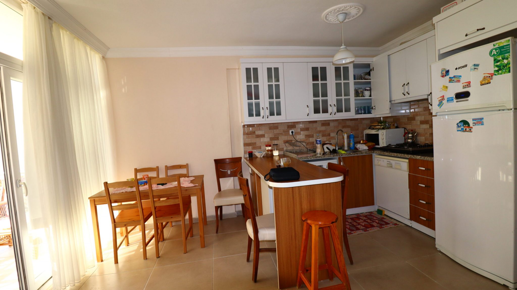 Mersin Erdemli Kumkuyu Korikos Sitesi Deniz Manzaralı  Eşyalı Kiralık 1+1 Daire