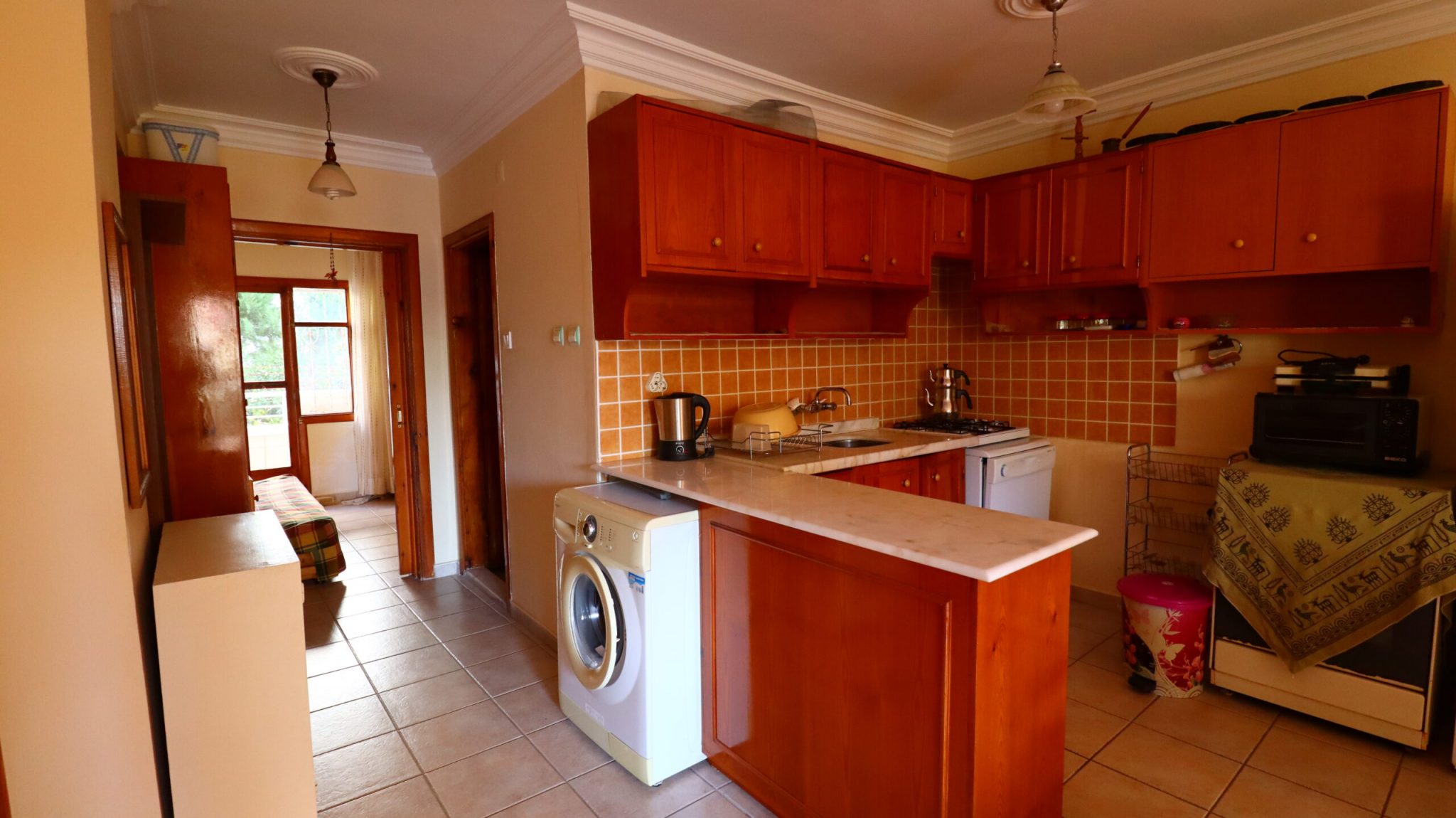 Mersin Erdemli Ayaş Korikos Sitesi Eşyalı Kiralık  1+1  Bahçe Katı Daire