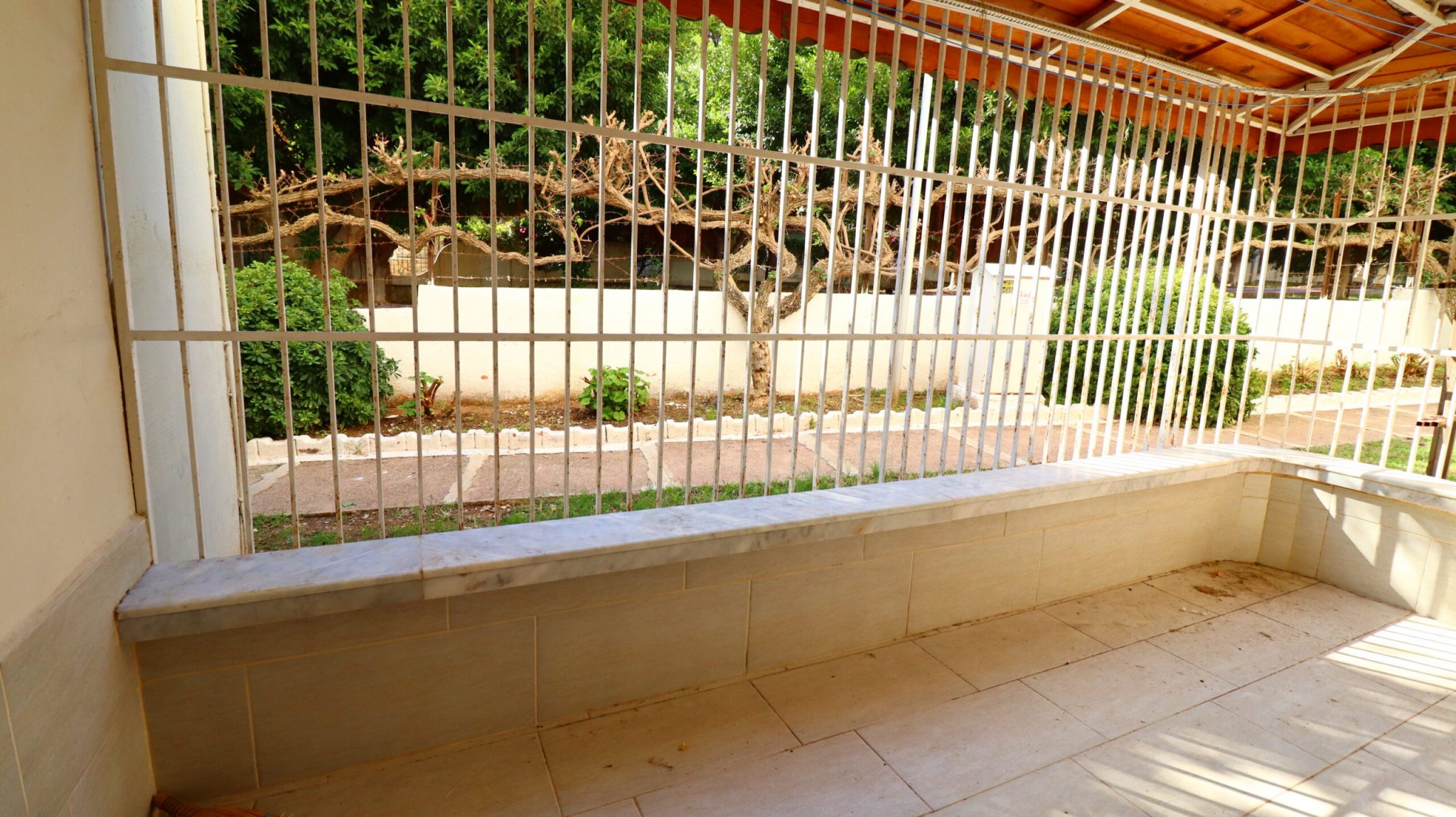 Mersin Erdemli Ayaş Korikos Sitesi Eşyalı Kiralık 1+1 Daire