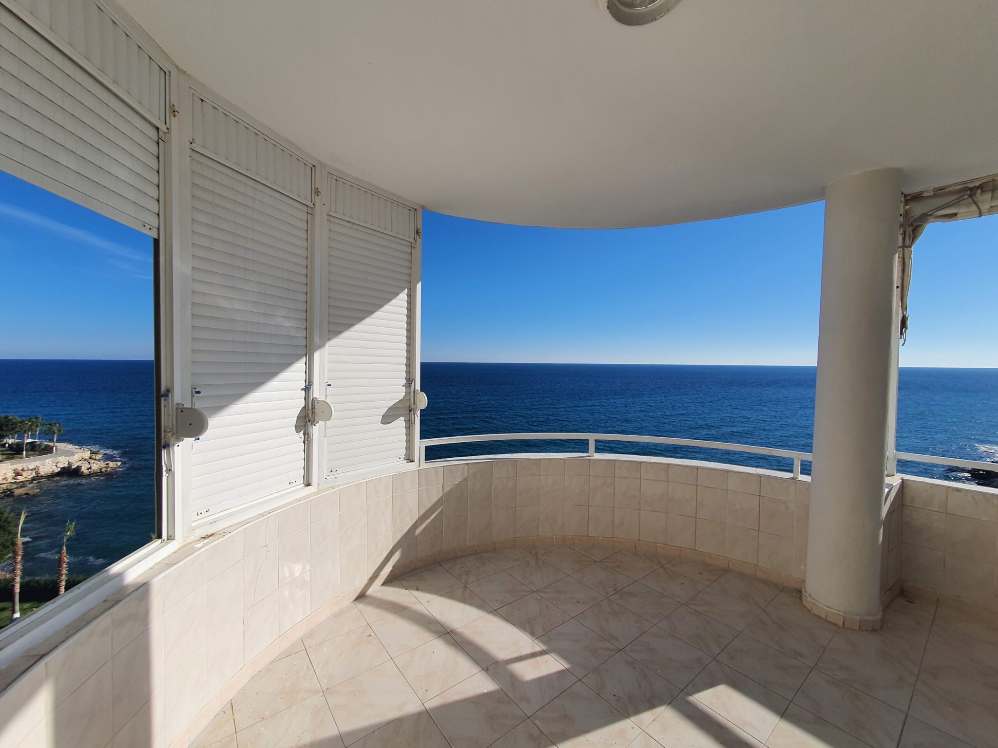Mersin Erdemli Ayaş Özde Tatil Sitesi Denize Sıfır Satılık Daire
