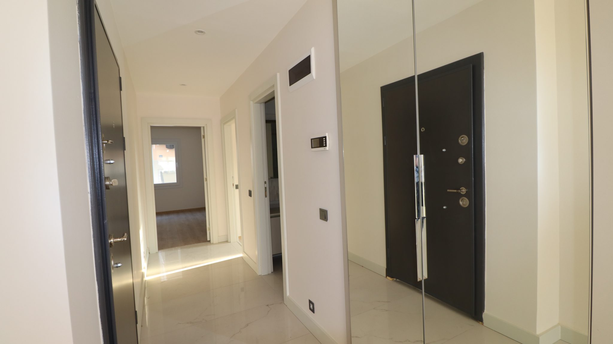 2 + 1 Wohnung zum Verkauf in der Nähe der Gemeinde Mersin Erdemli Center