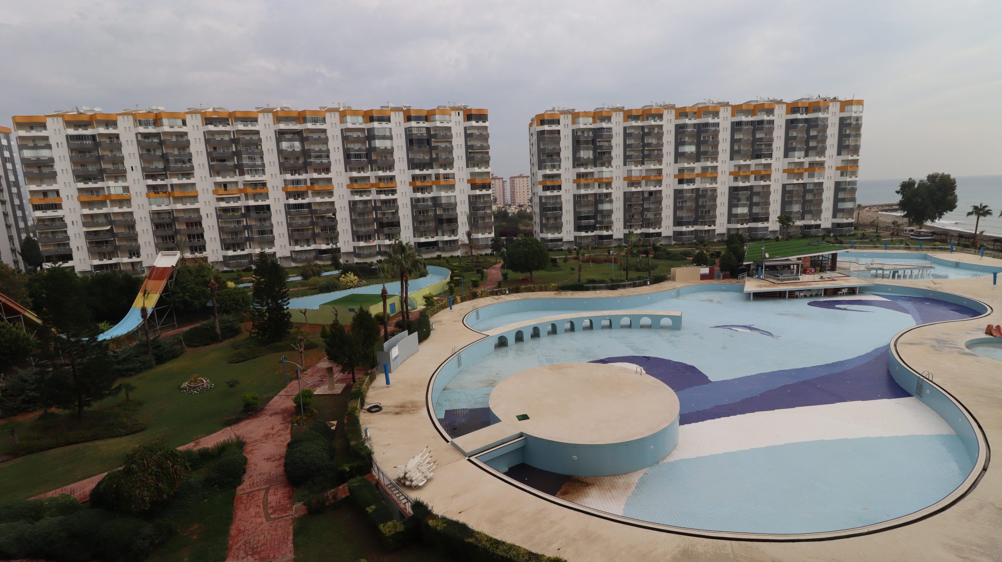 Mersin Erdemli Kargıpınarı Queenaba Участок 3+1 Квартиры на Продажу Блоки Рядом с Морем