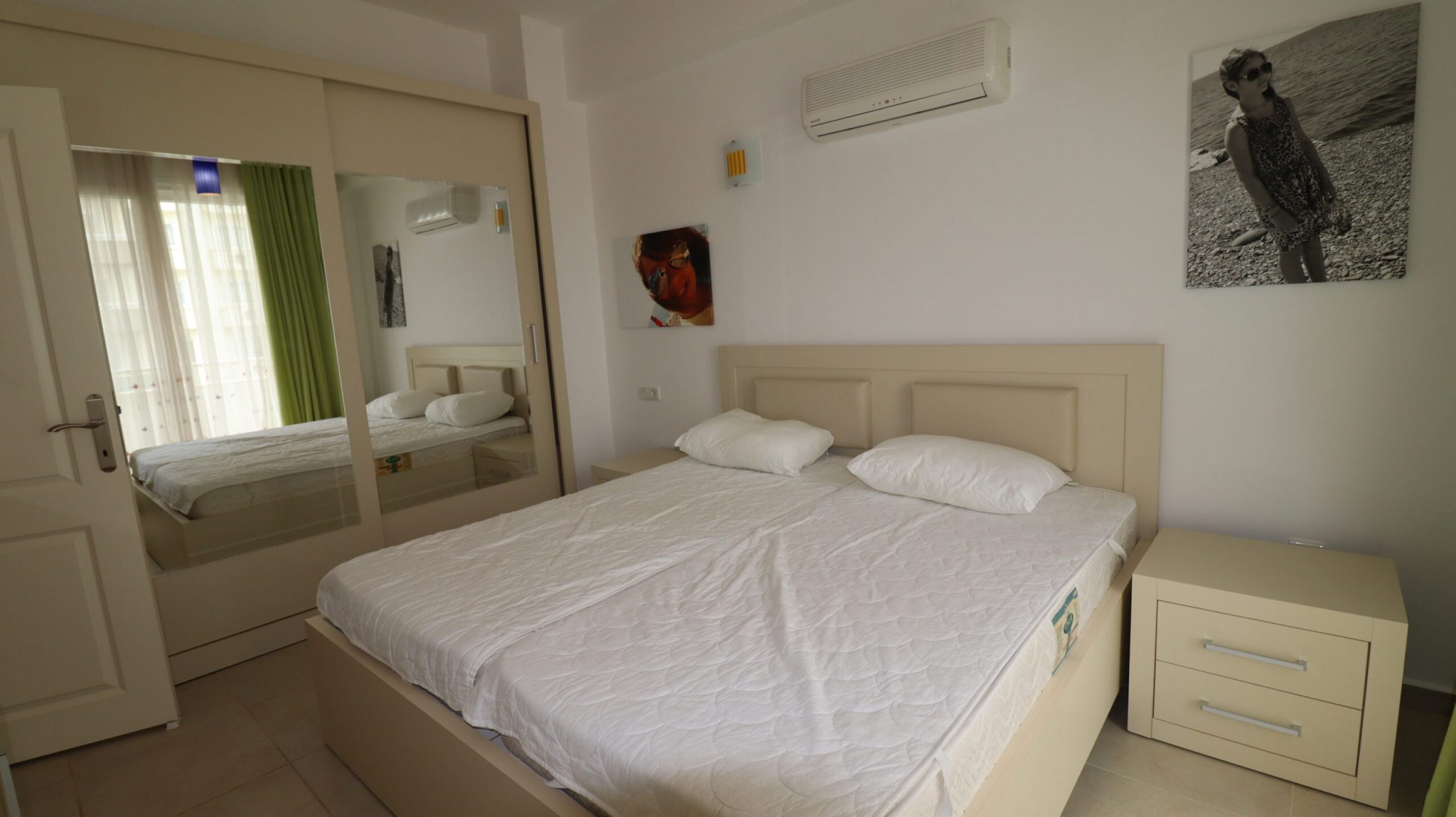 Mersin Erdemli Kargıpınarı Queenaba Sitesi Satılık Eşyalı 3+1  Daire Denize Yakın Bloklar