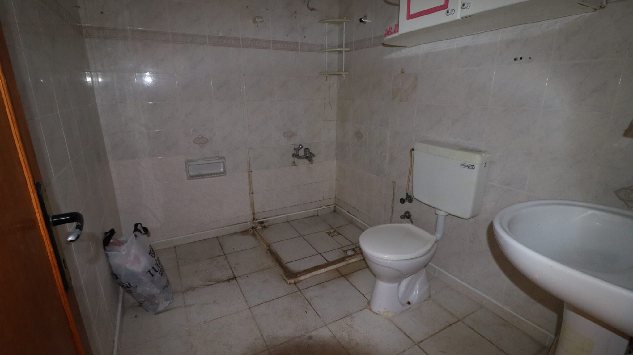 Mersin Erdemli Merkez Mahallesi Satılık Masrafsız 2+1 Daire