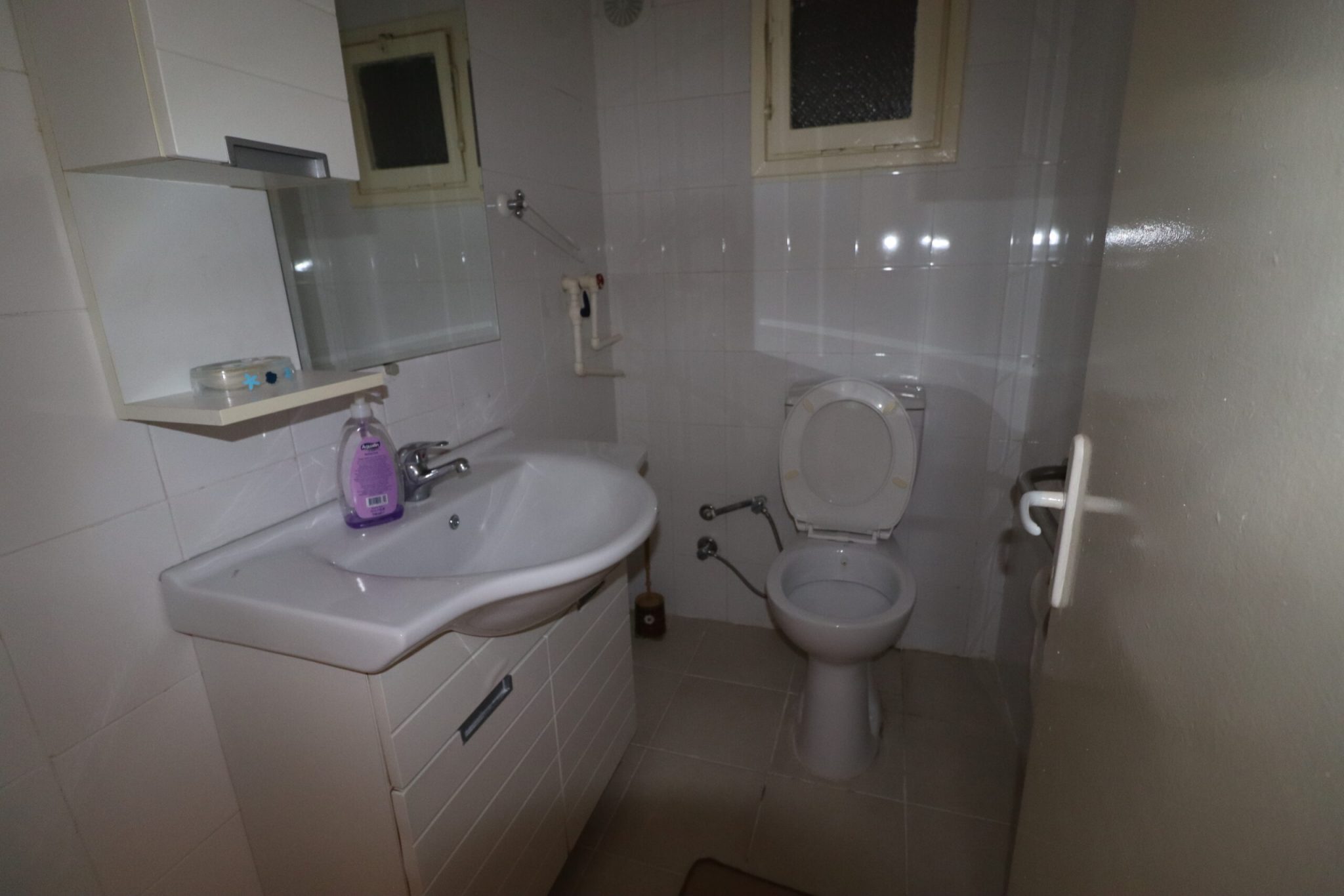Mersin Erdemli Kumkuyu Altınportakal Sitesi Eski Bloklar Satılık 3+1 Bahçe Katı Daire