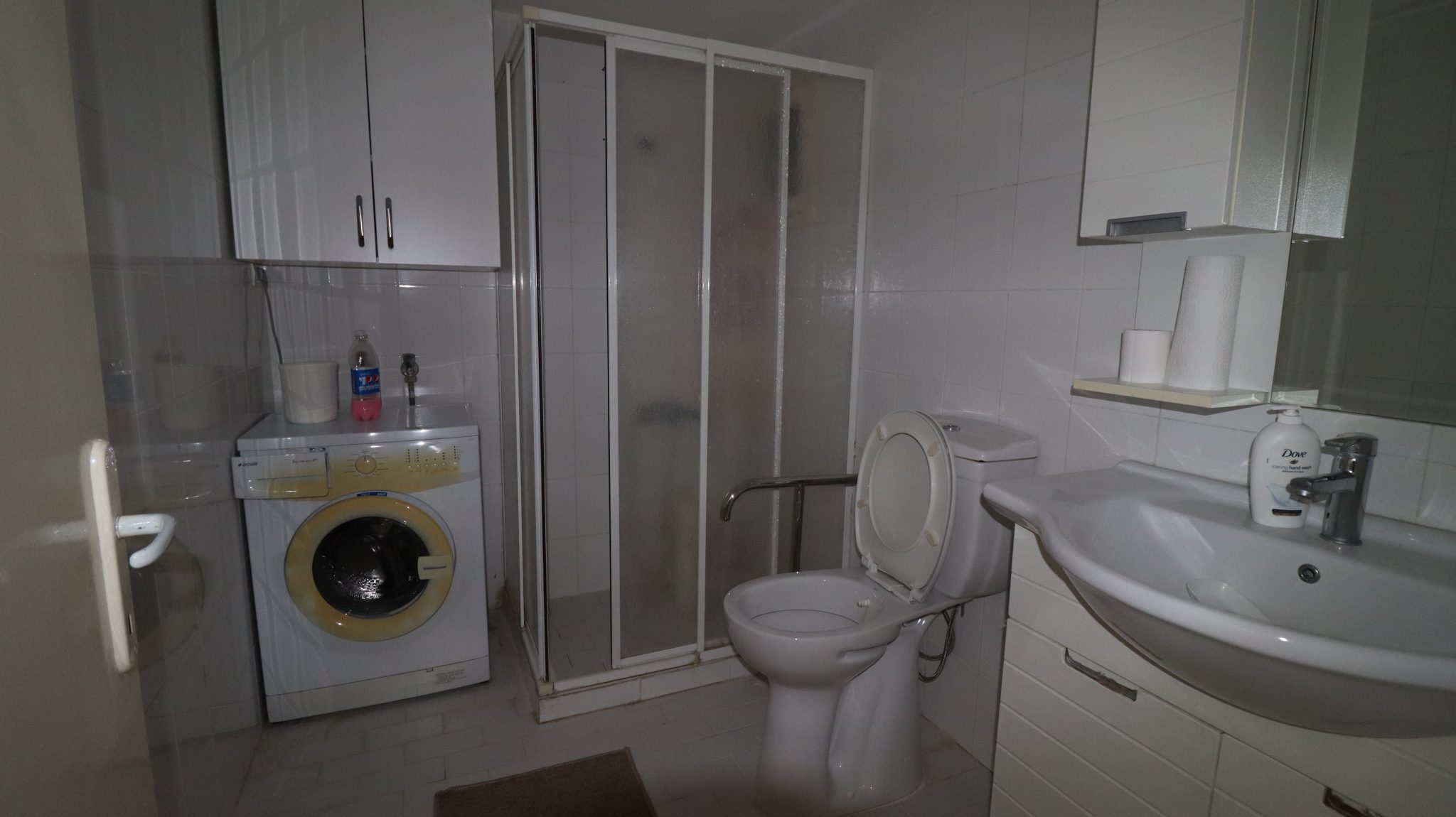 Mersin Erdemli Kumkuyu Altınportakal Sitesi Alte Blöcke zum Verkauf 3+1 Gartengeschosswohnung