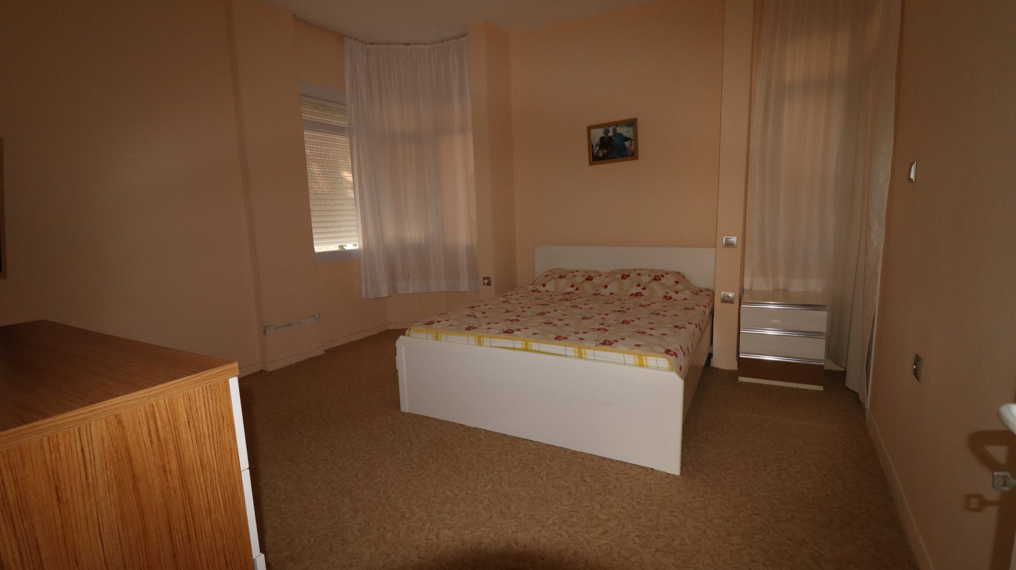 Mersin Erdemli Kumkuyu Altınportakal Sitesi Alte Blöcke zum Verkauf 3+1 Gartengeschosswohnung