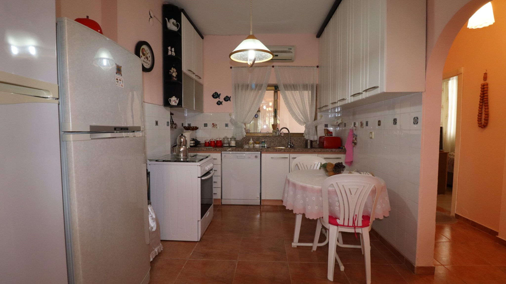 Mersin Erdemli Arpaçbahşiş Mts Satılık 4+1 Denize Sıfır Bahçe Katı  Daire