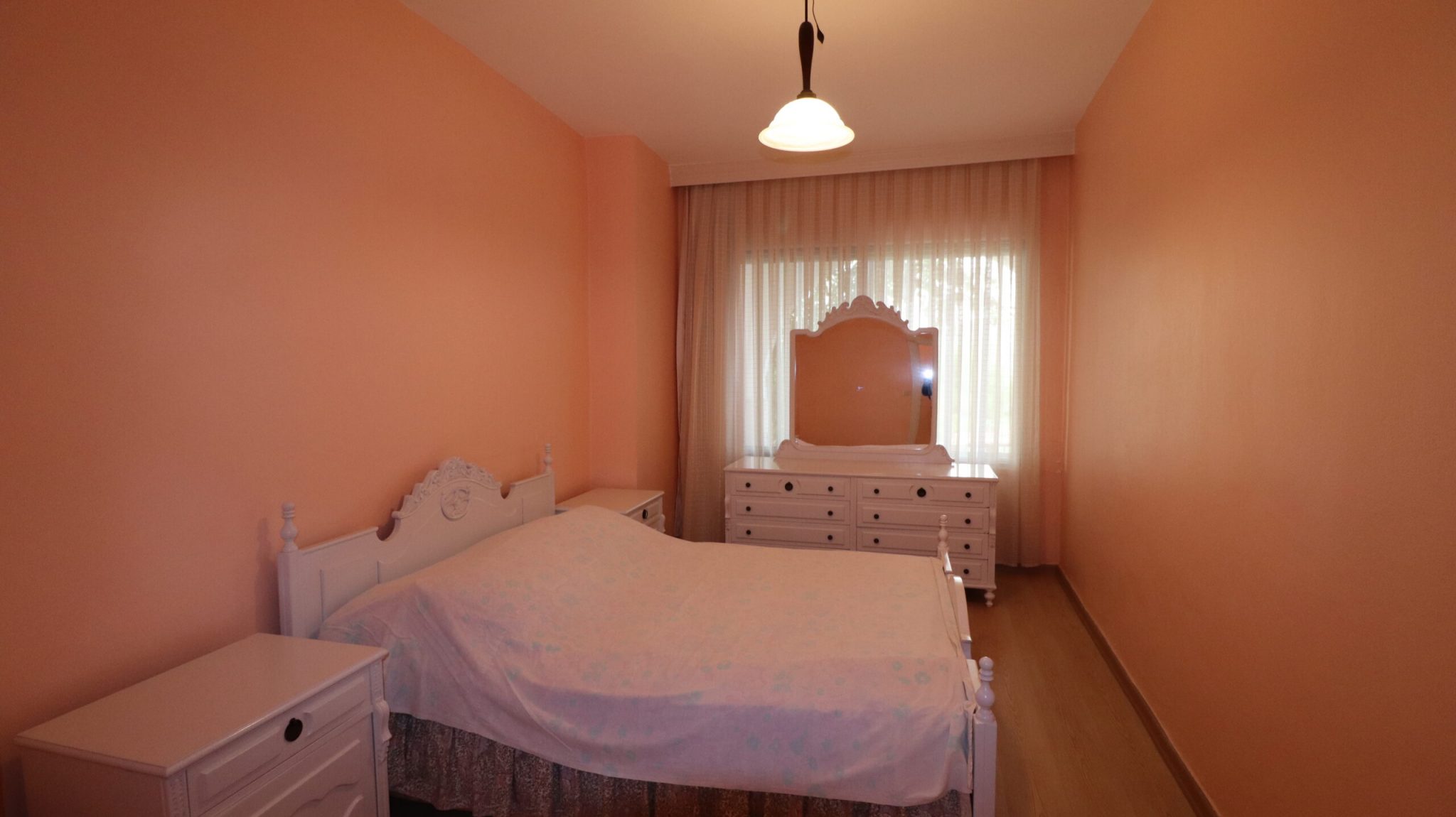 Mersin Erdemli Arpaçbahşiş Mts Satılık 4+1 Denize Sıfır Bahçe Katı  Daire