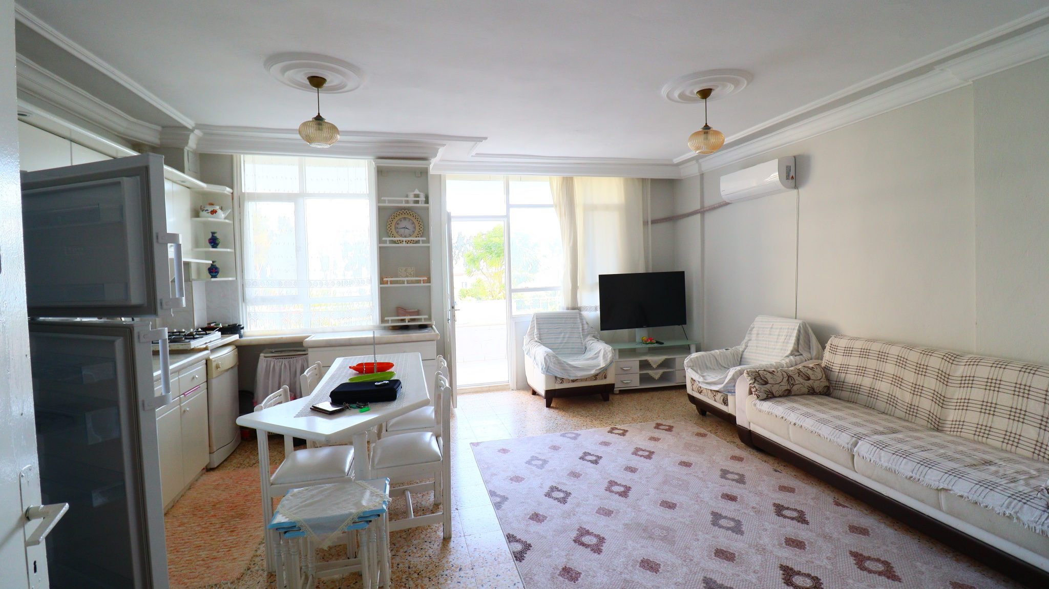 Mersin Erdemli Arpaçbahşiş Güneş 3 Sitesi Möblierte 2+1 Wohnung zu vermieten