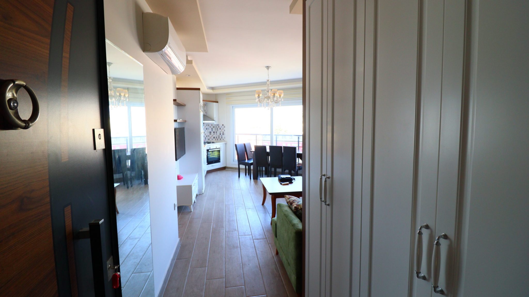 Mersin Erdemli Kocahasanlı Denize Sıfır Eşyalı Satılık 2+1 Daire