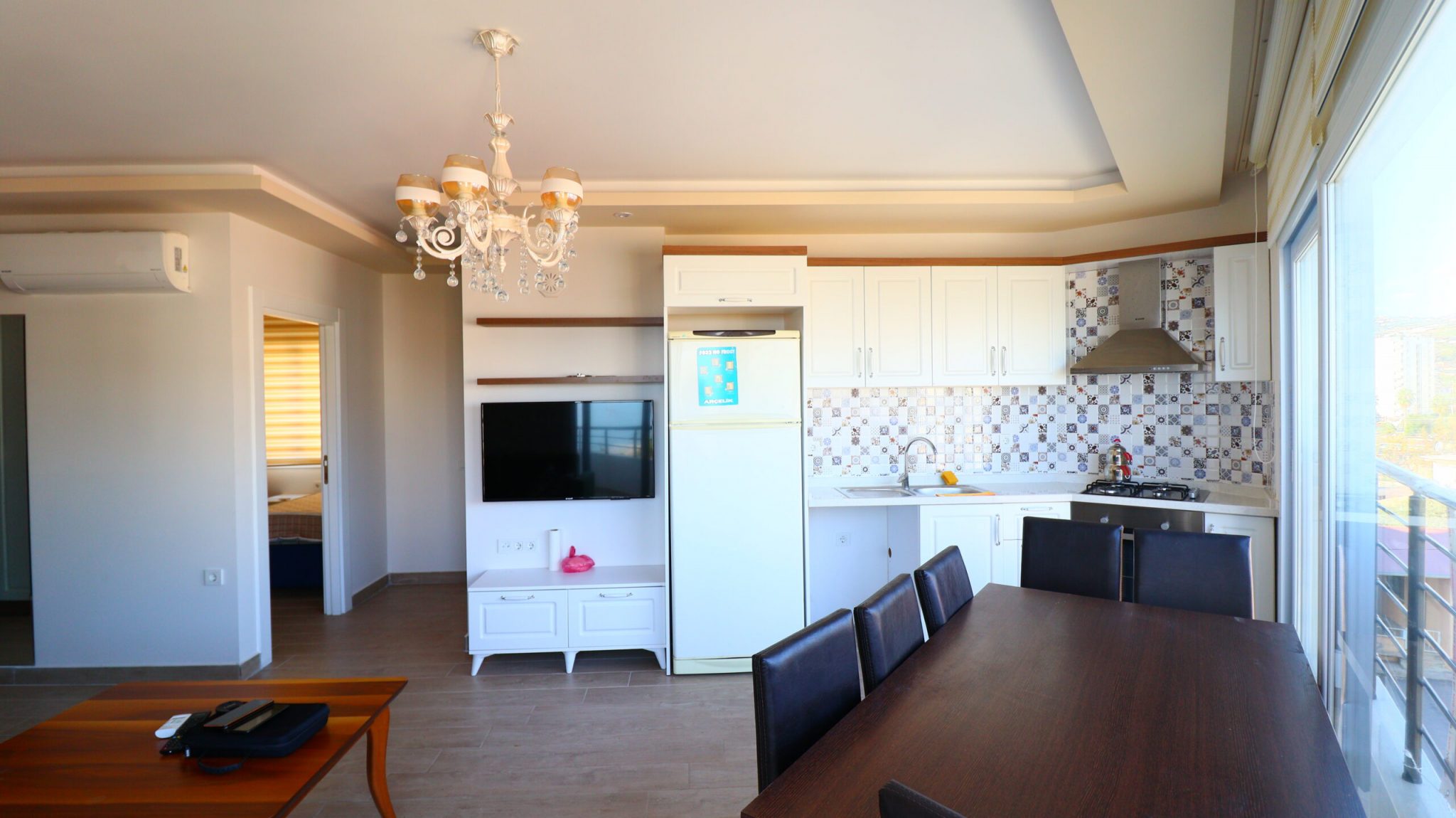 Mersin Erdemli Kocahasanlı Denize Sıfır Eşyalı Satılık 2+1 Daire