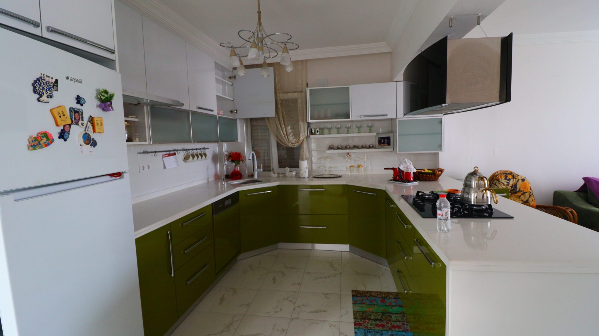 Mersin Erdemli Limonlu Gökmen Sitesi Eşyalı Satılık 2+1 Bakımlı Daire