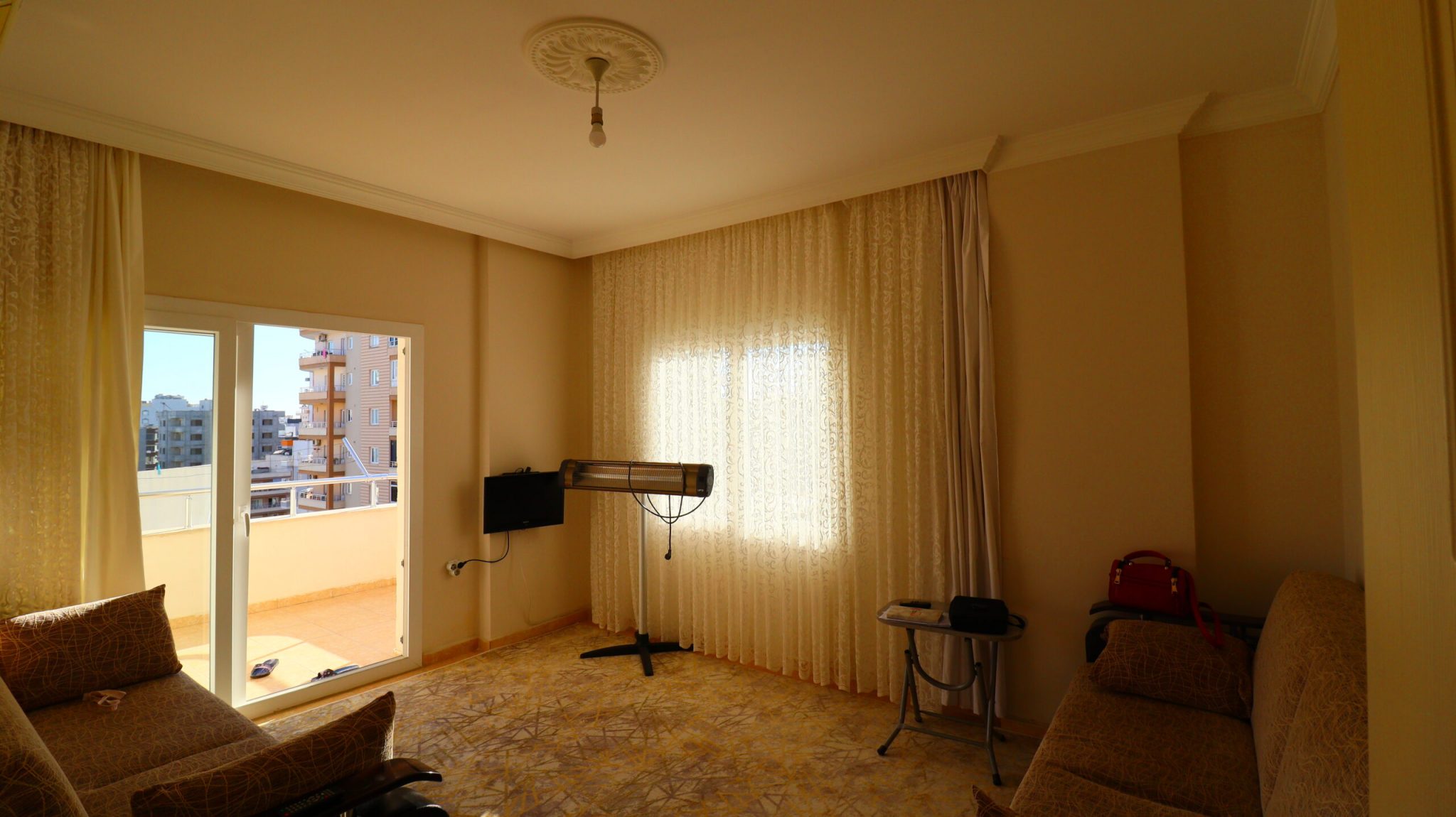 Mersin Erdemli Merkez Devlet Hastanesi Civarı Satılık 3+1 Daire