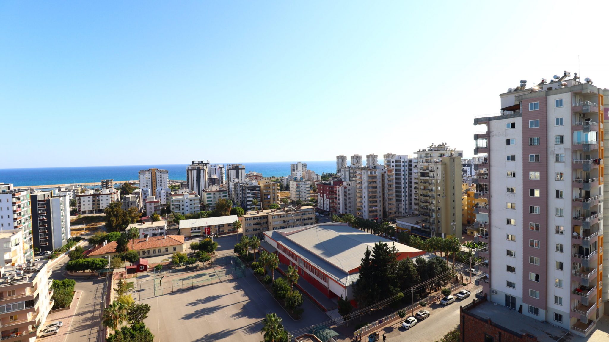 Mersin Erdemli Alata  Deniz Manzaralı  Satılık 3+1 Geniş   Daire