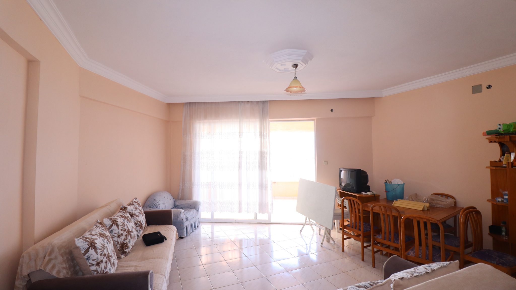 1 + 1-Wohnung mit Meerblick zum Verkauf in Mersin Erdemli Limonlu Atlantis Complex