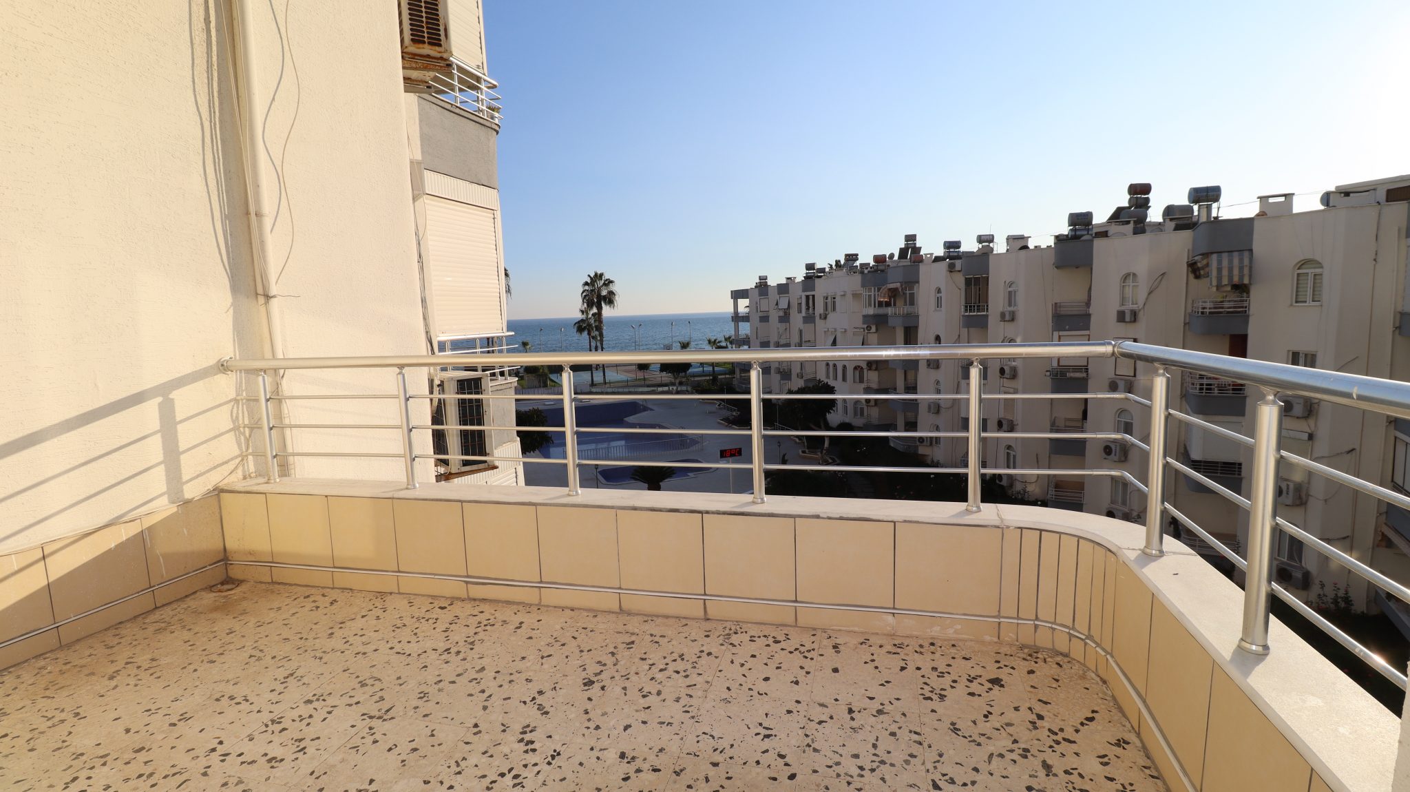 Mersin Erdemli Erdemkent Meerblick 2+1 Wohnung zu vermieten