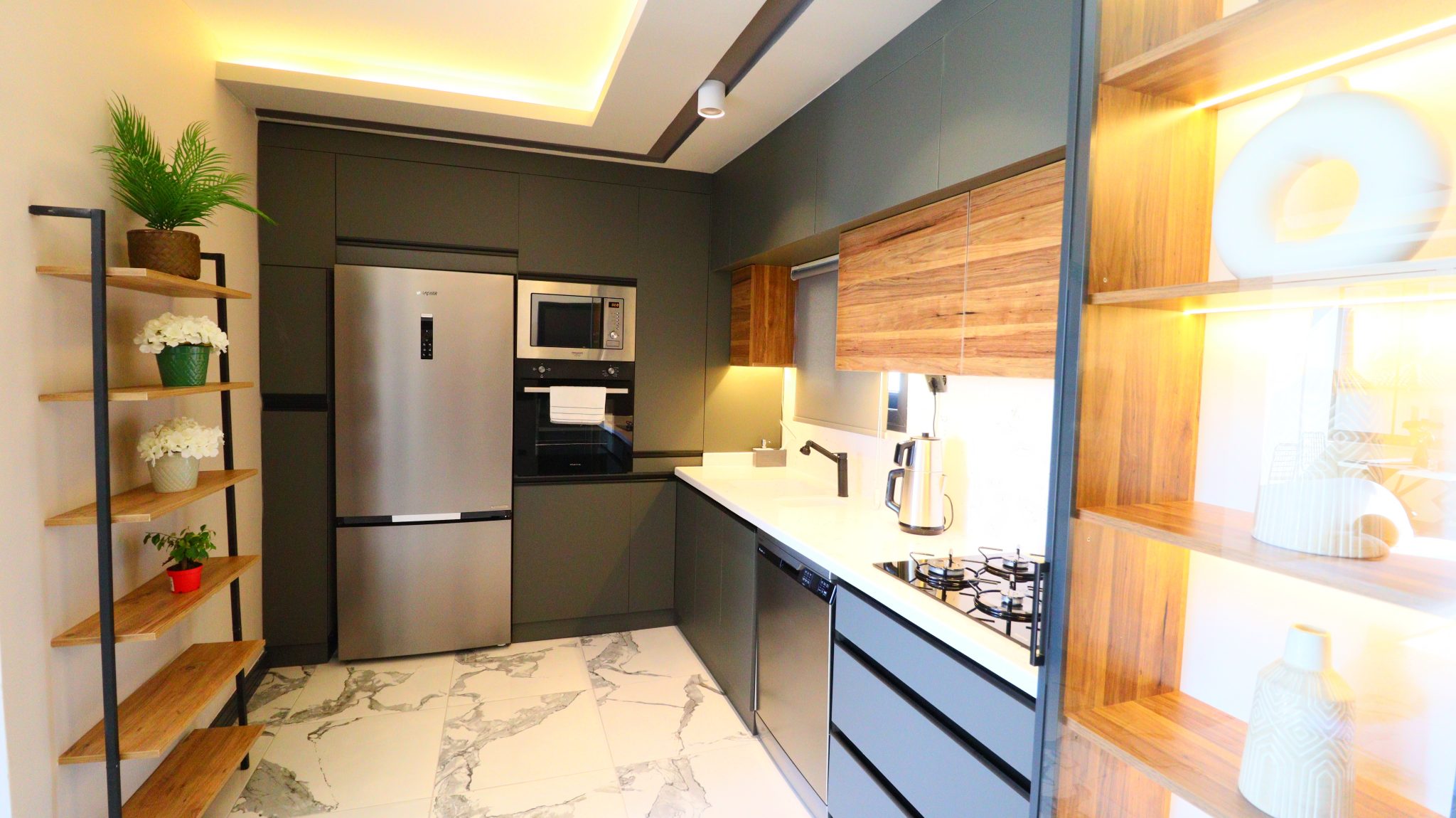 Mersin Erdemli Tömük Güneykent Sitesi 2+1 appartement te koop aan zee zonder kosten