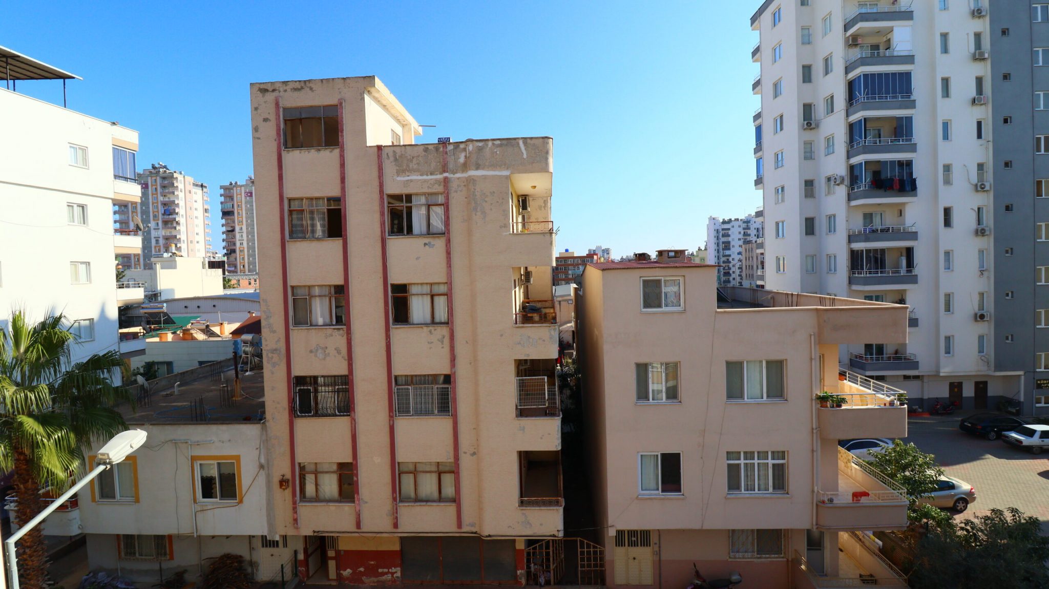 Mersin Erdemli Alata Migros Market Arkası 3+1 Yıllık Kiralık Daire